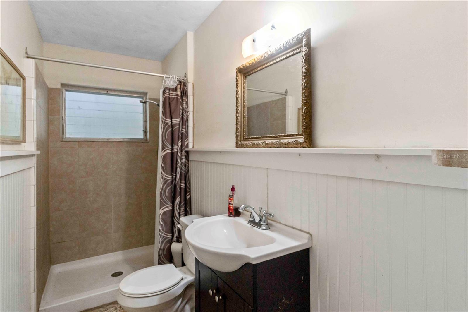 2695 S East Ave Property Photo 14