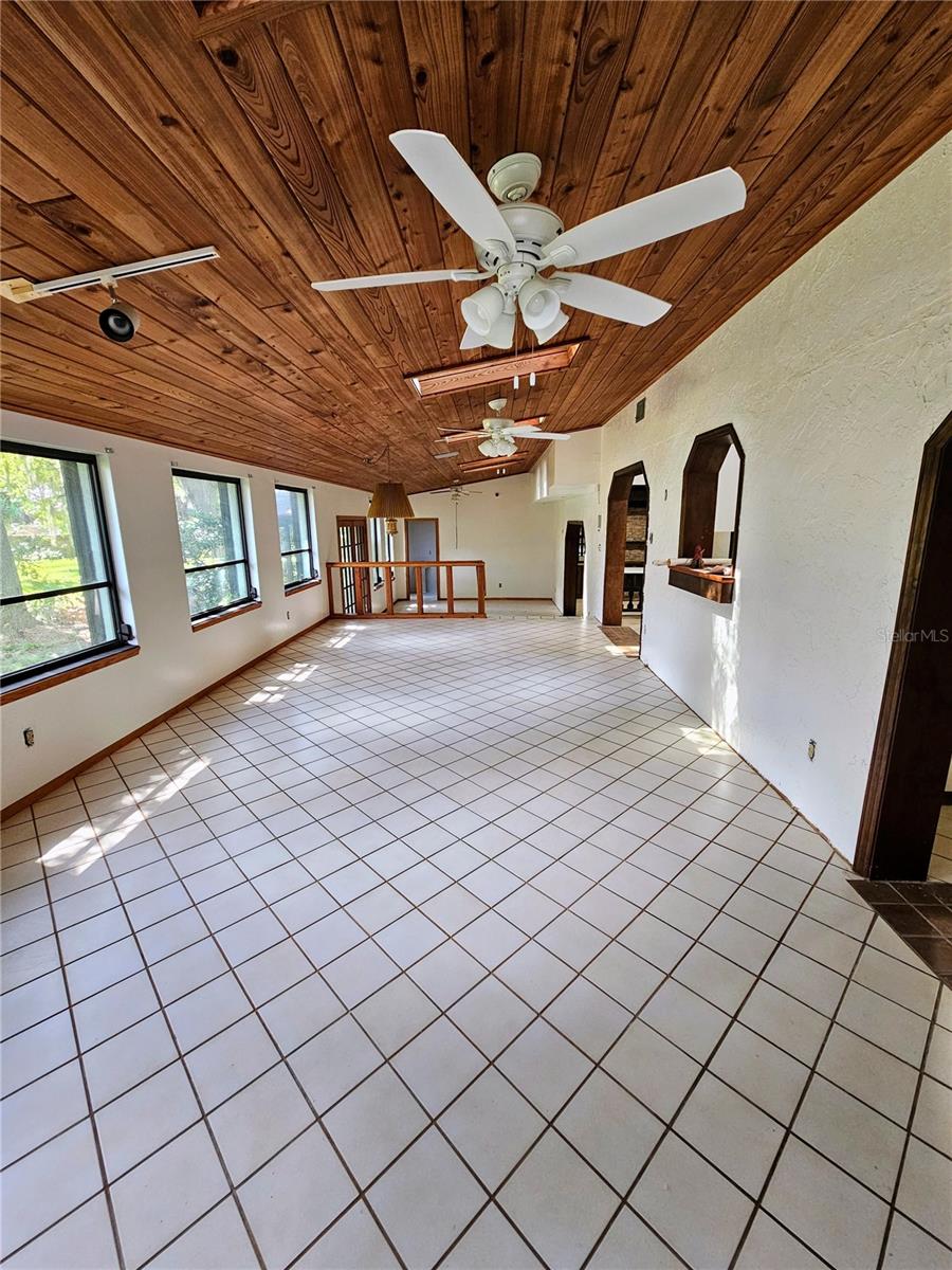 4447 Tidewater Dr Property Photo 32