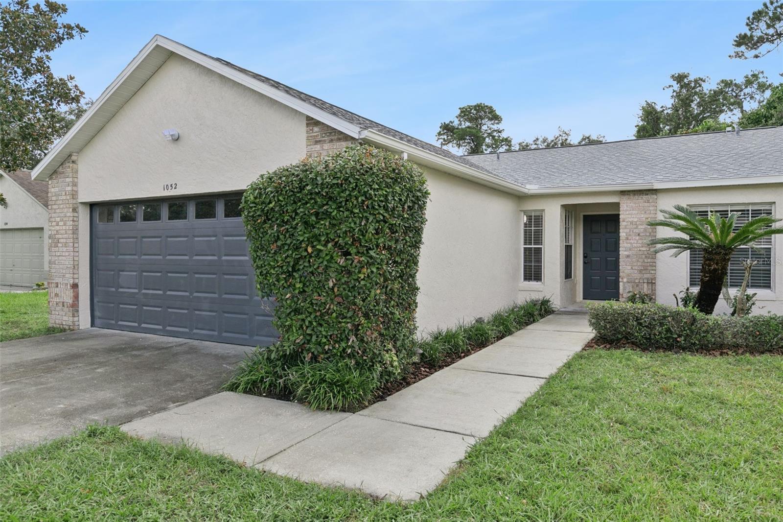 1052 Brielle Ave Property Photo 2