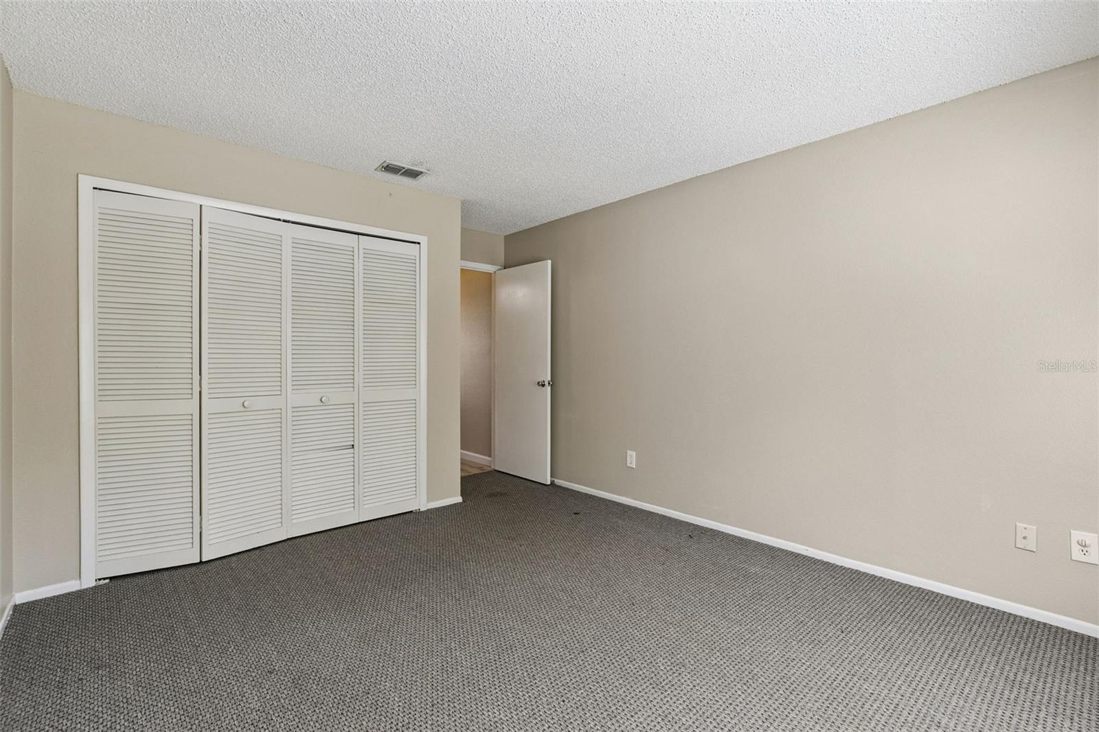 1052 Brielle Ave Property Photo 16