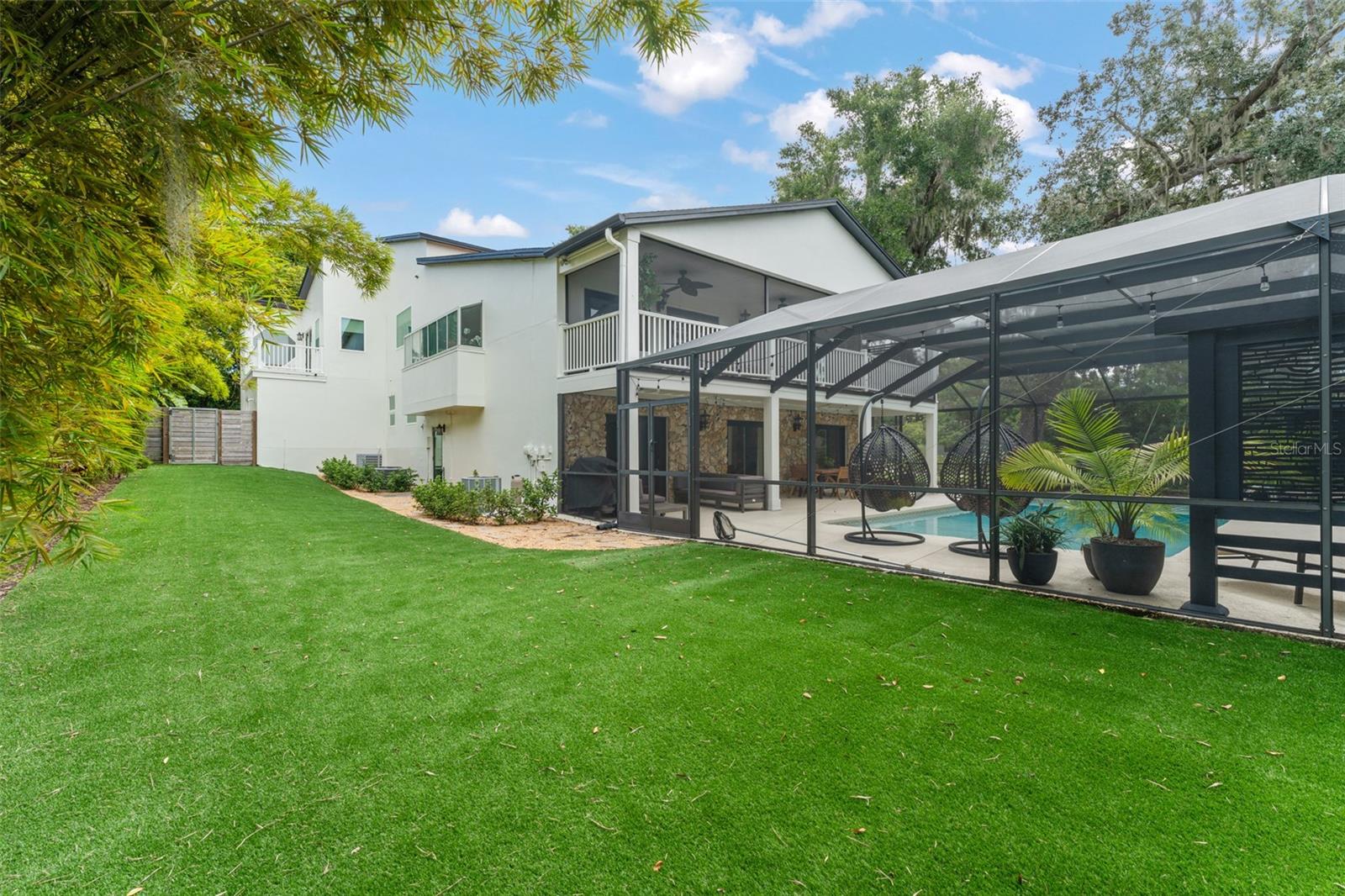 101 Lee St Property Photo 2