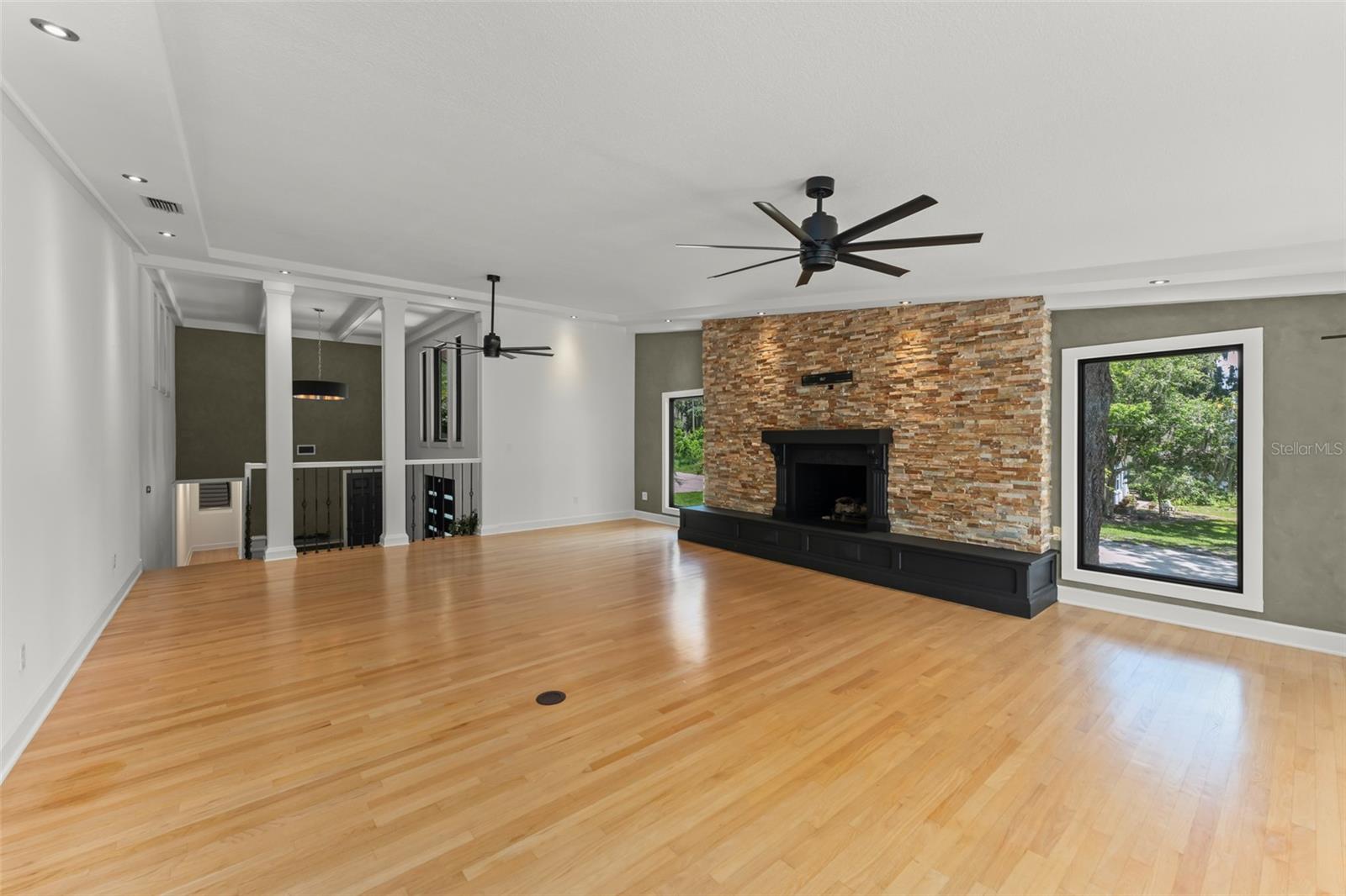 101 Lee St Property Photo 7