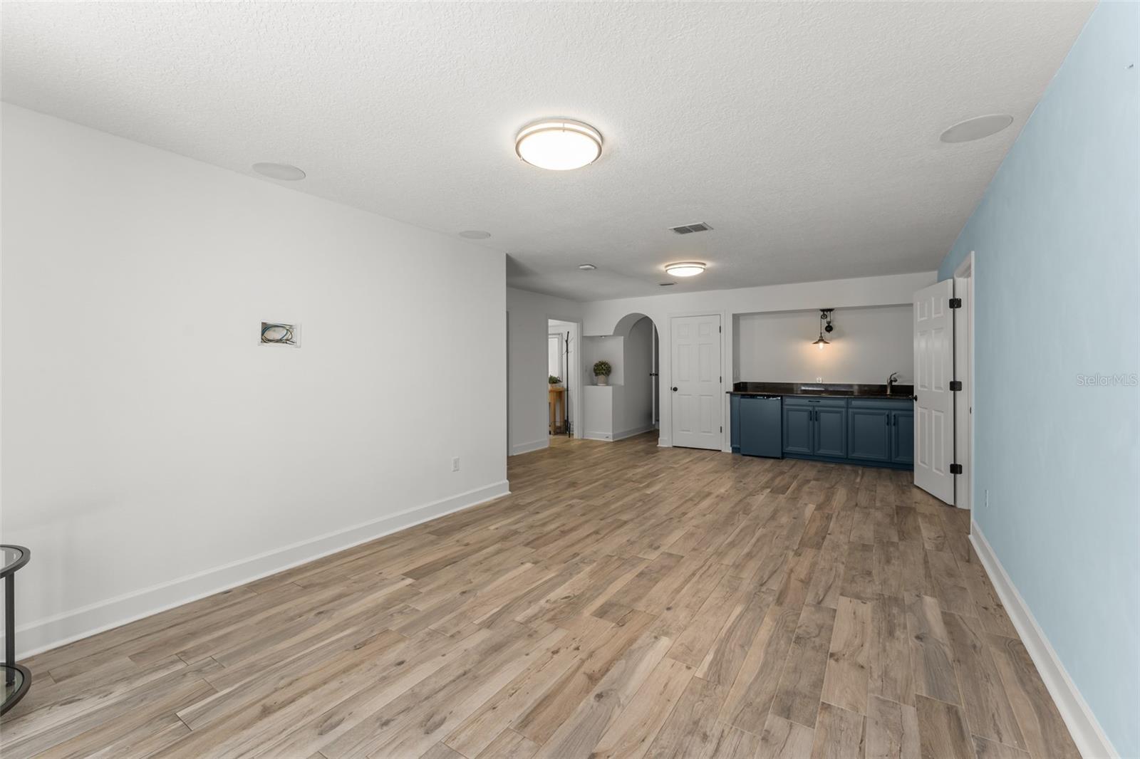 101 Lee St Property Photo 43