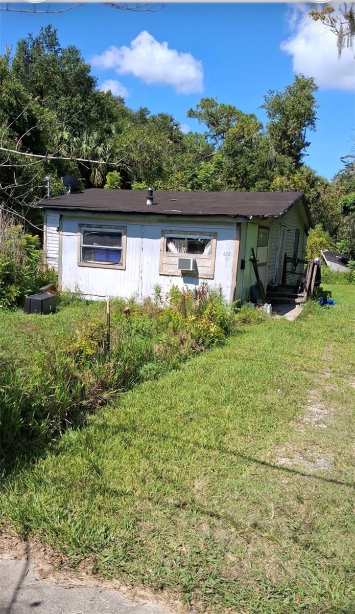 438 N State Road 415 Property Photo 1