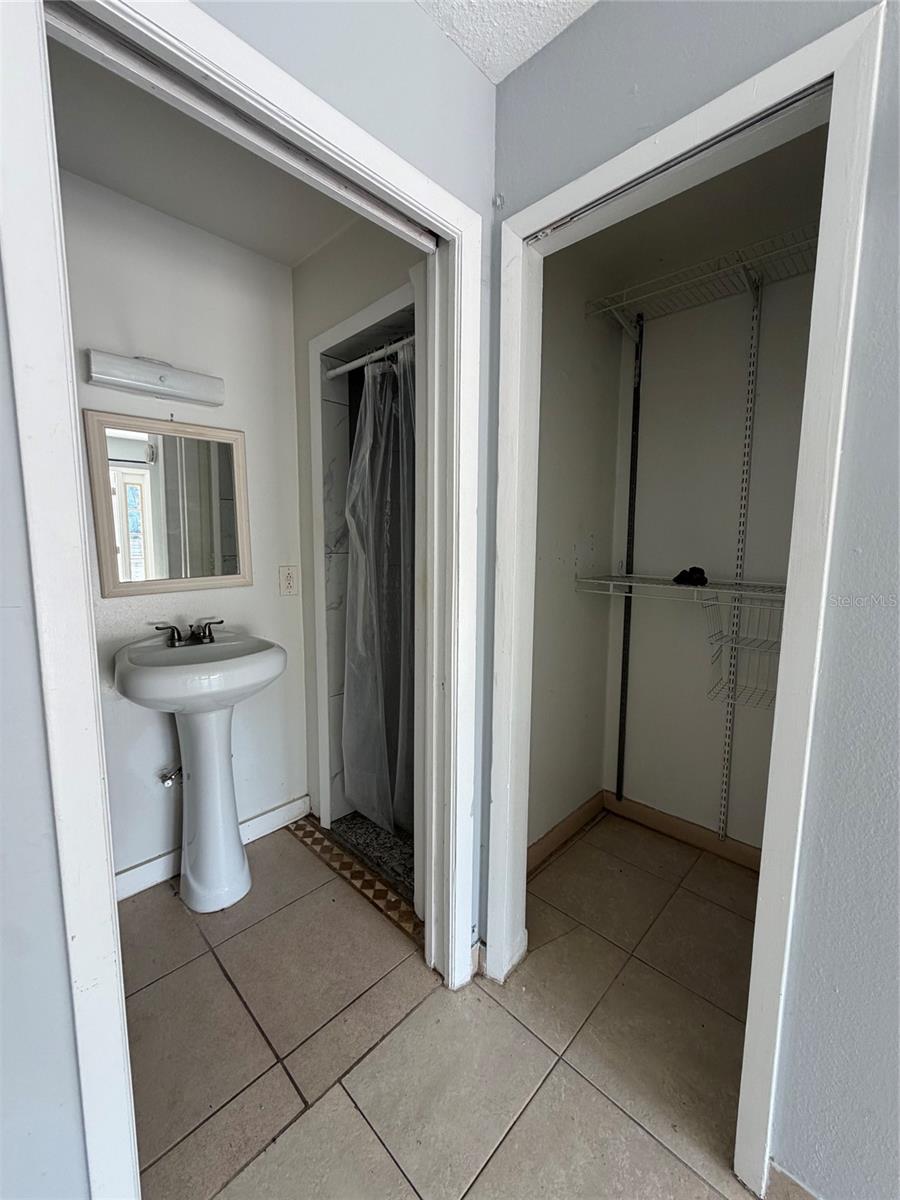 471 Holt Ave Property Photo 3
