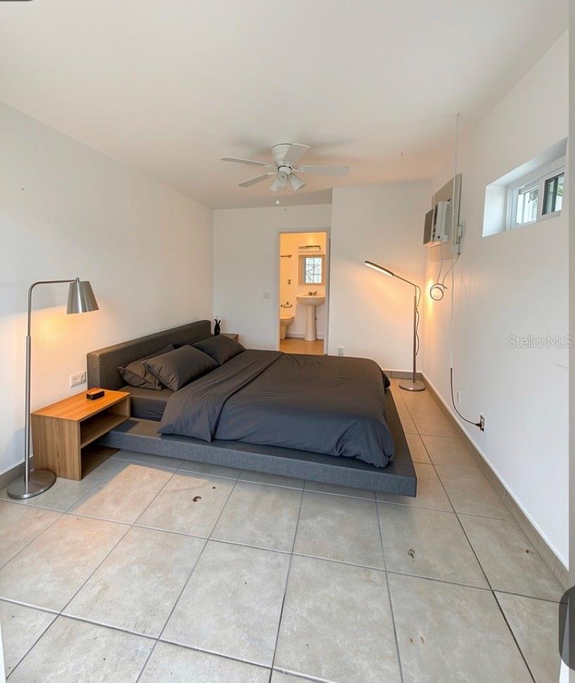 471 Holt Ave Property Photo 5