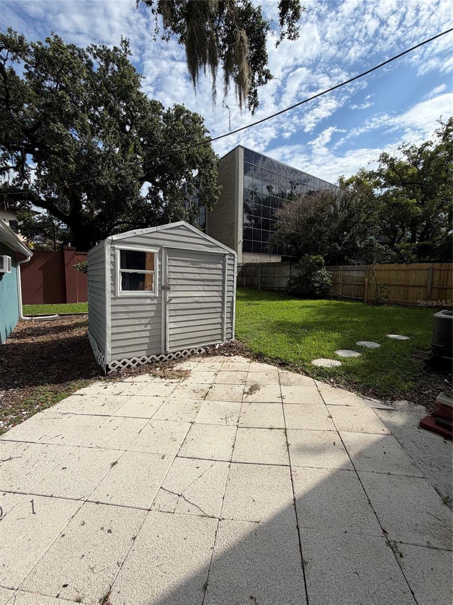 471 Holt Ave Property Photo 9