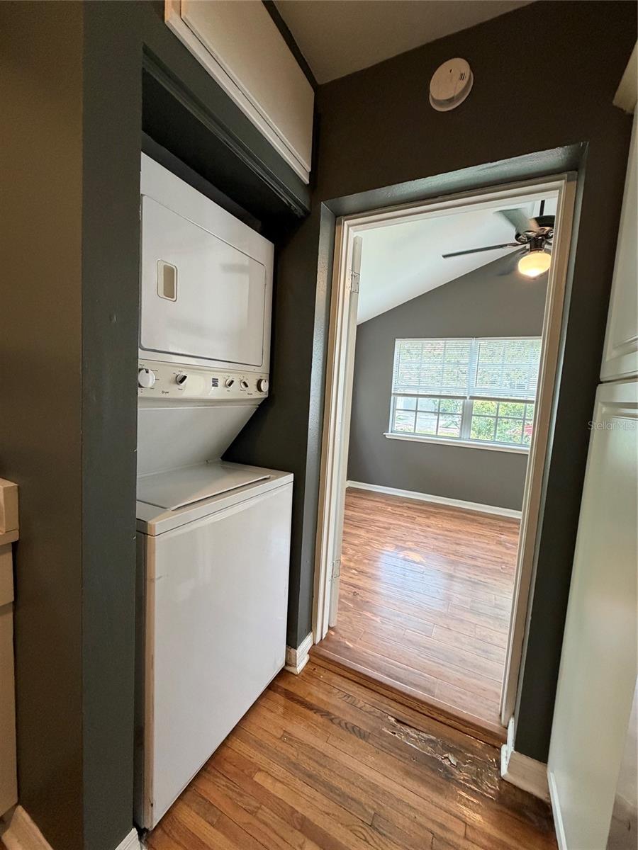 471 Holt Ave Property Photo 12