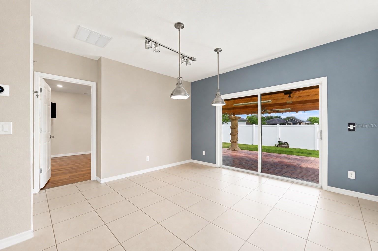 3551 Saxony Ln Property Photo 9