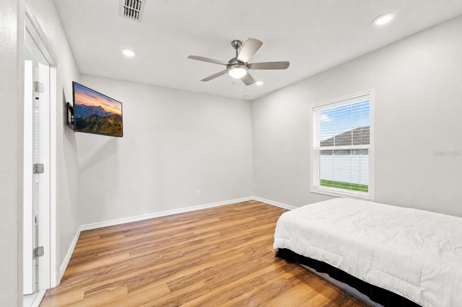 3551 Saxony Ln Property Photo 10