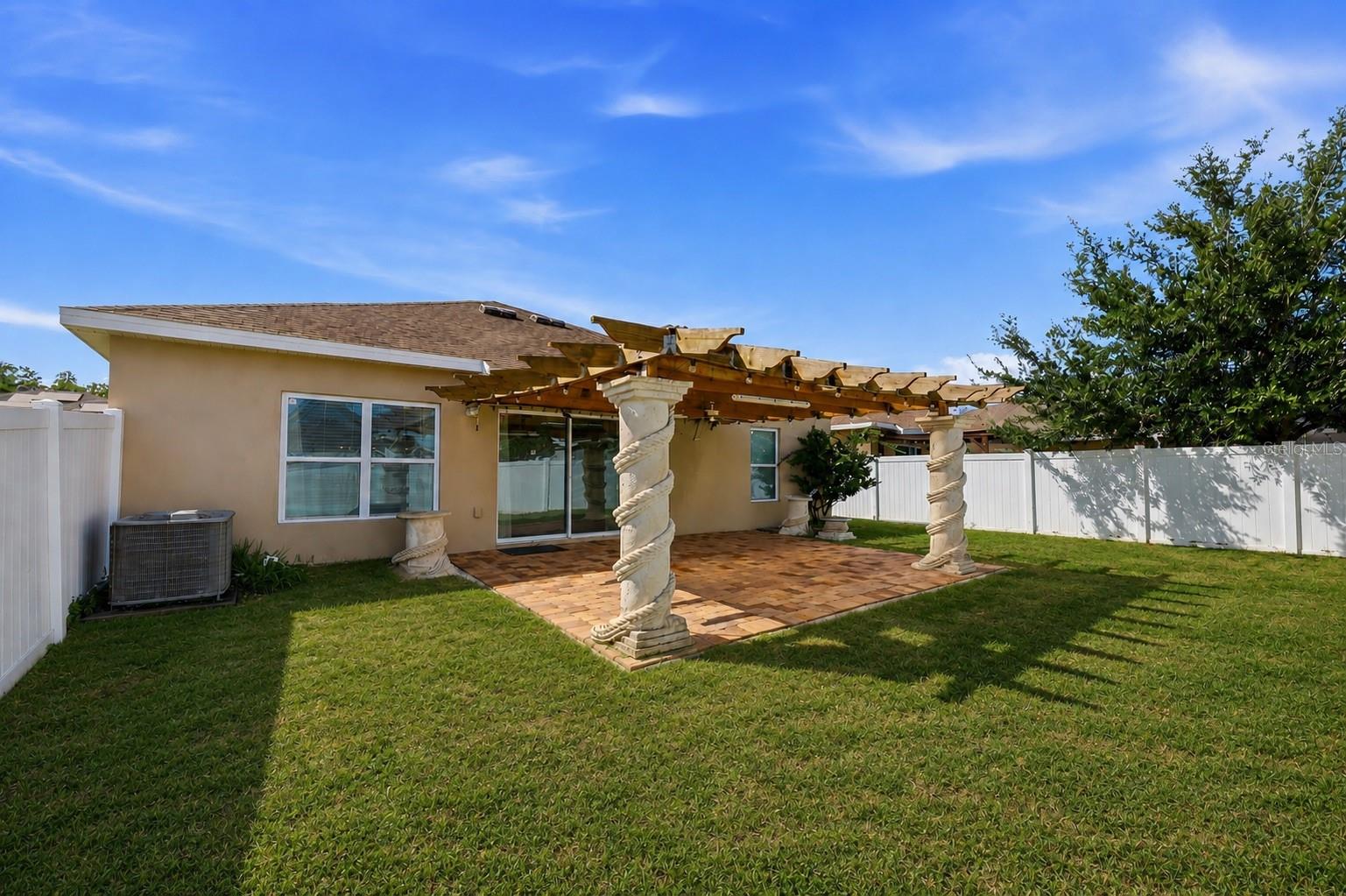 3551 Saxony Ln Property Photo 21