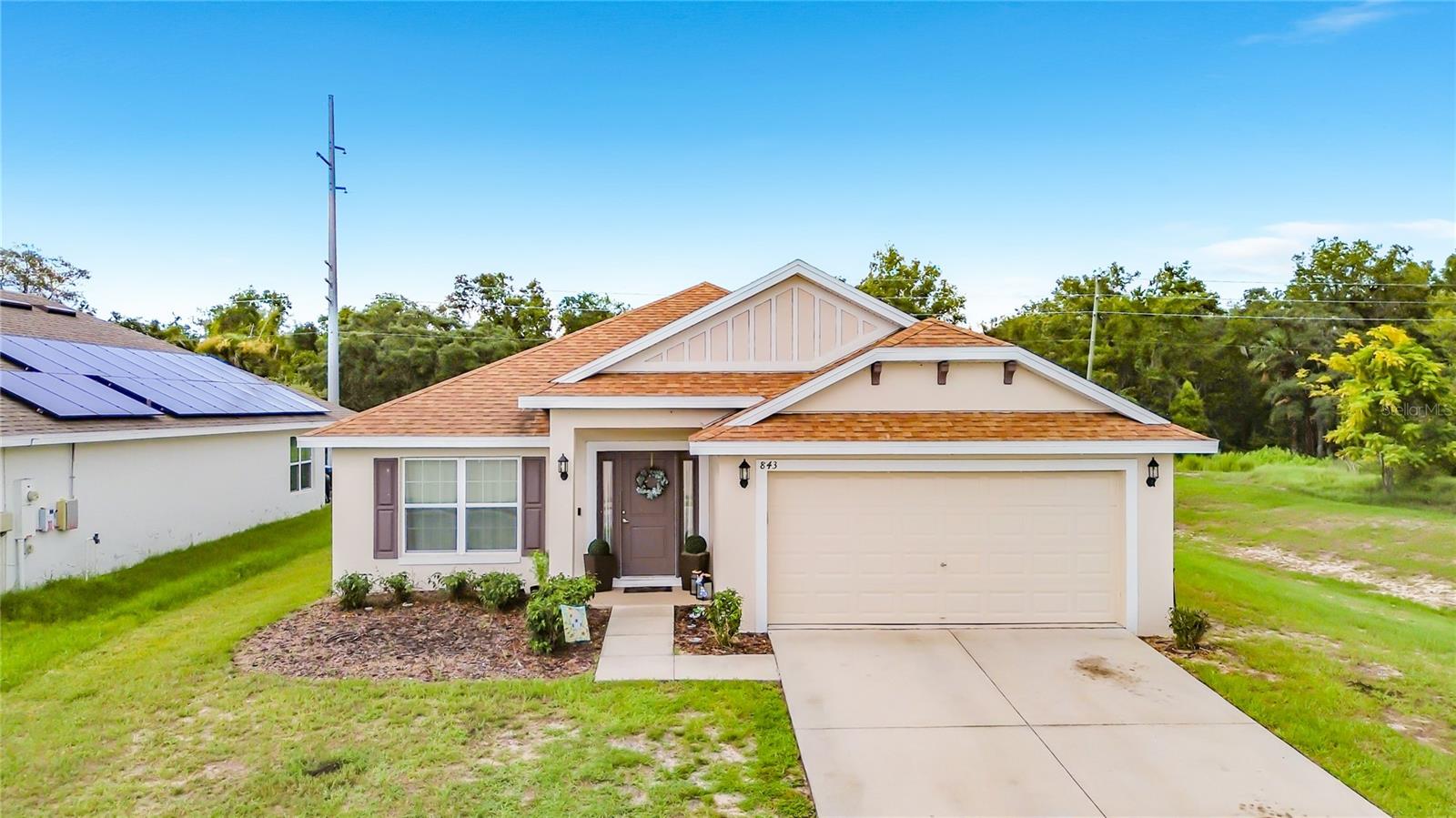 843 CHINOY RD Property Photo 1