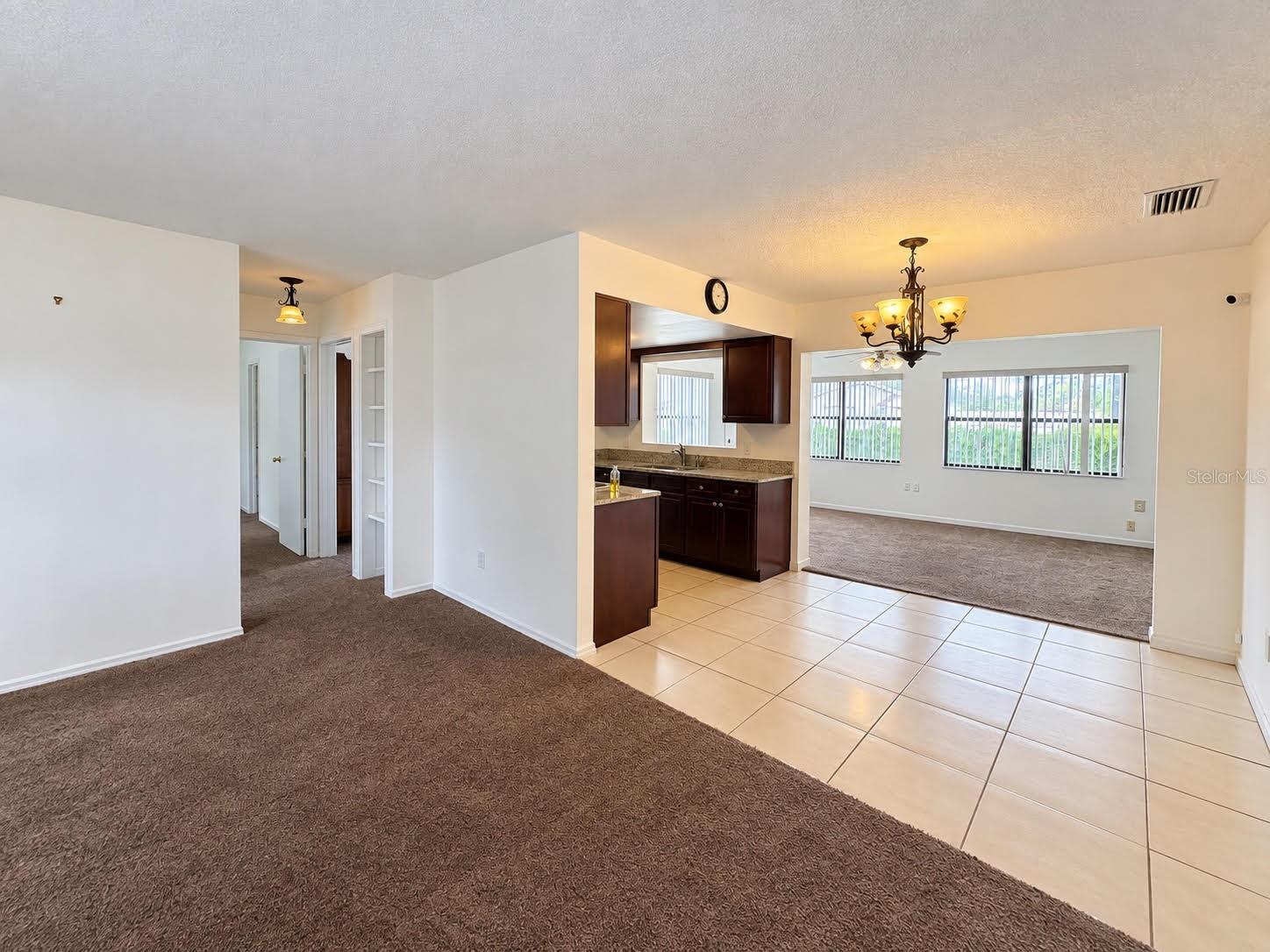 4068 Castlegate Dr Property Photo 14
