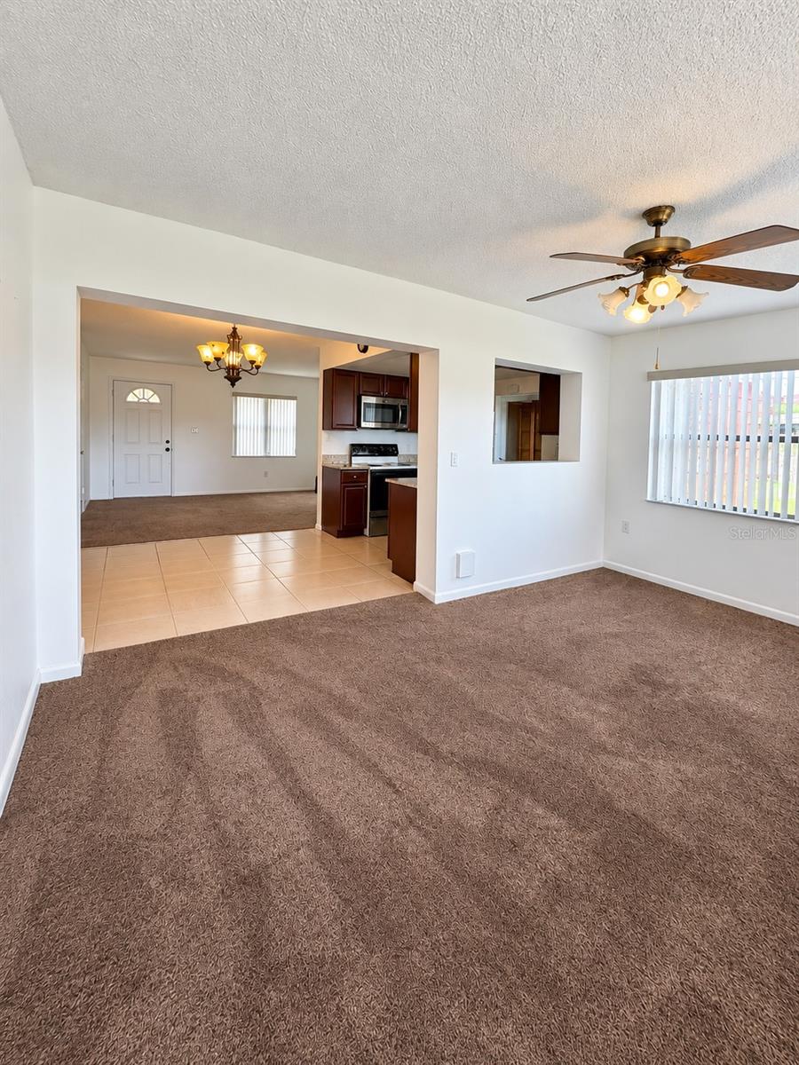 4068 Castlegate Dr Property Photo 17