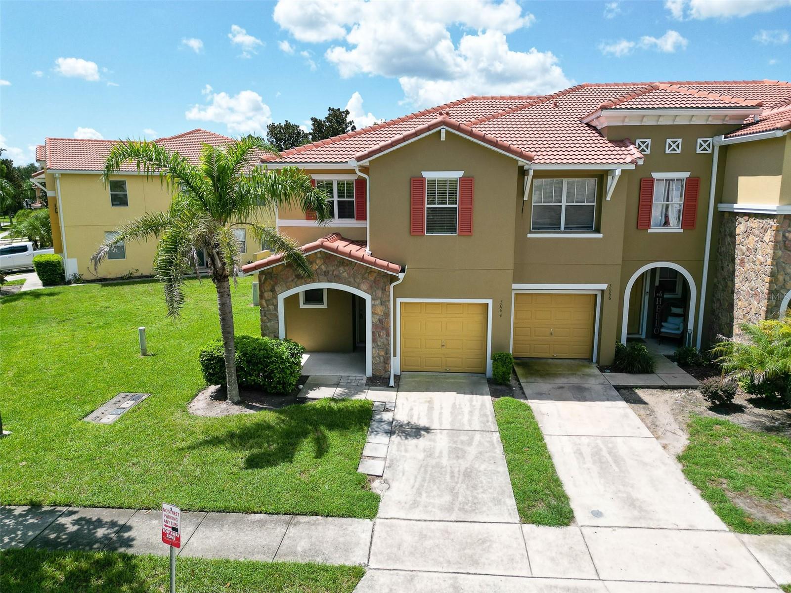 3064 Seaview Castle Dr Property Photo 3