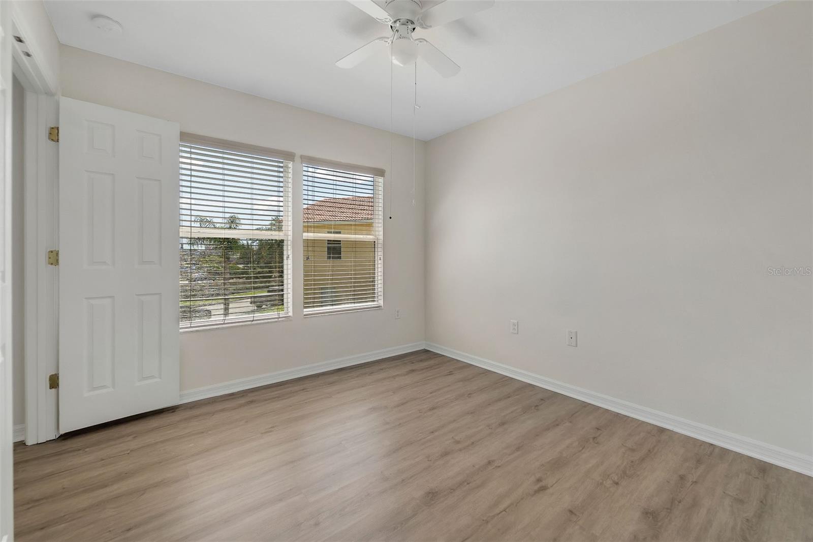 3064 Seaview Castle Dr Property Photo 33