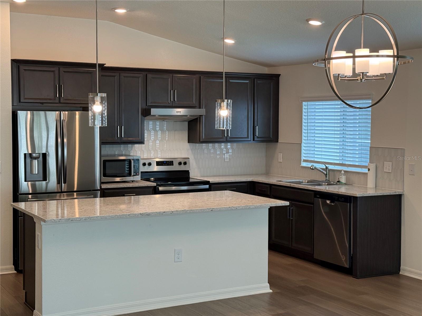 13085 Thatch Palm Way Property Photo 3