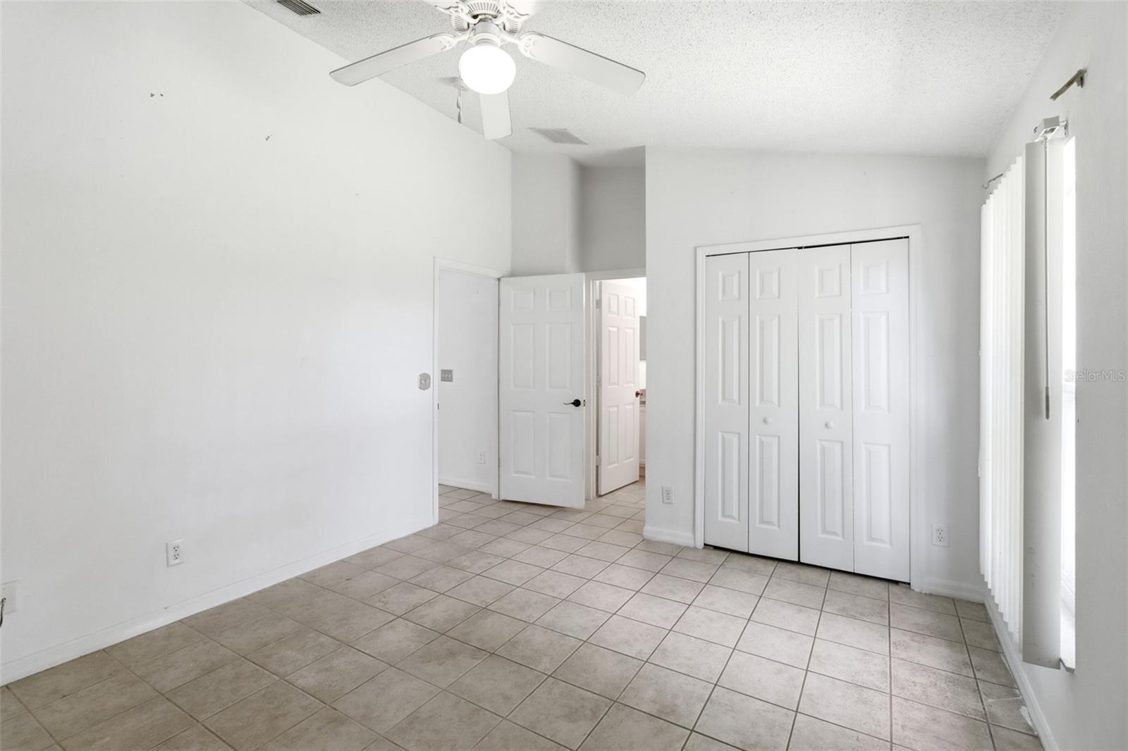 6100 Lee Lan Dr Property Photo 13