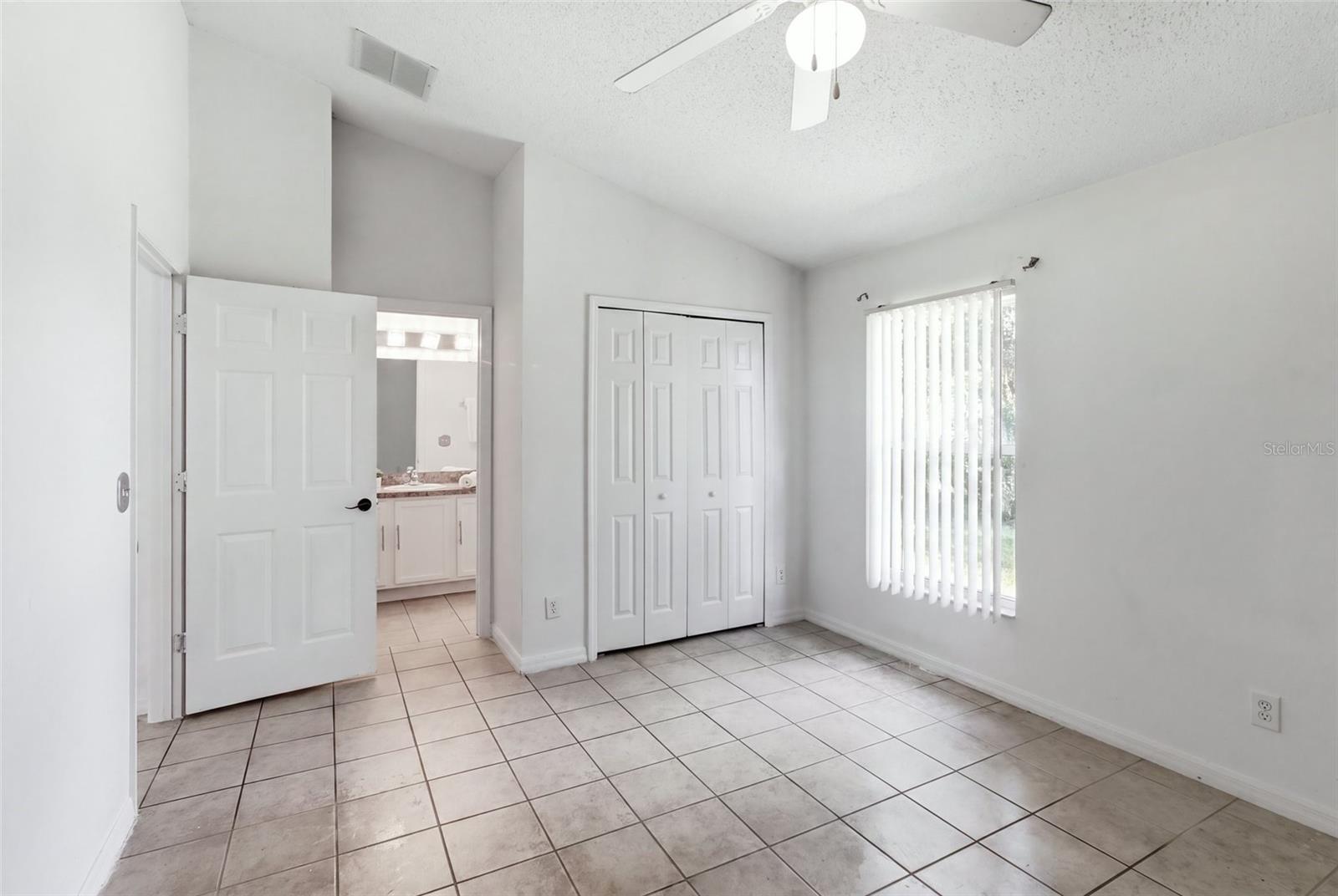 6100 Lee Lan Dr Property Photo 14