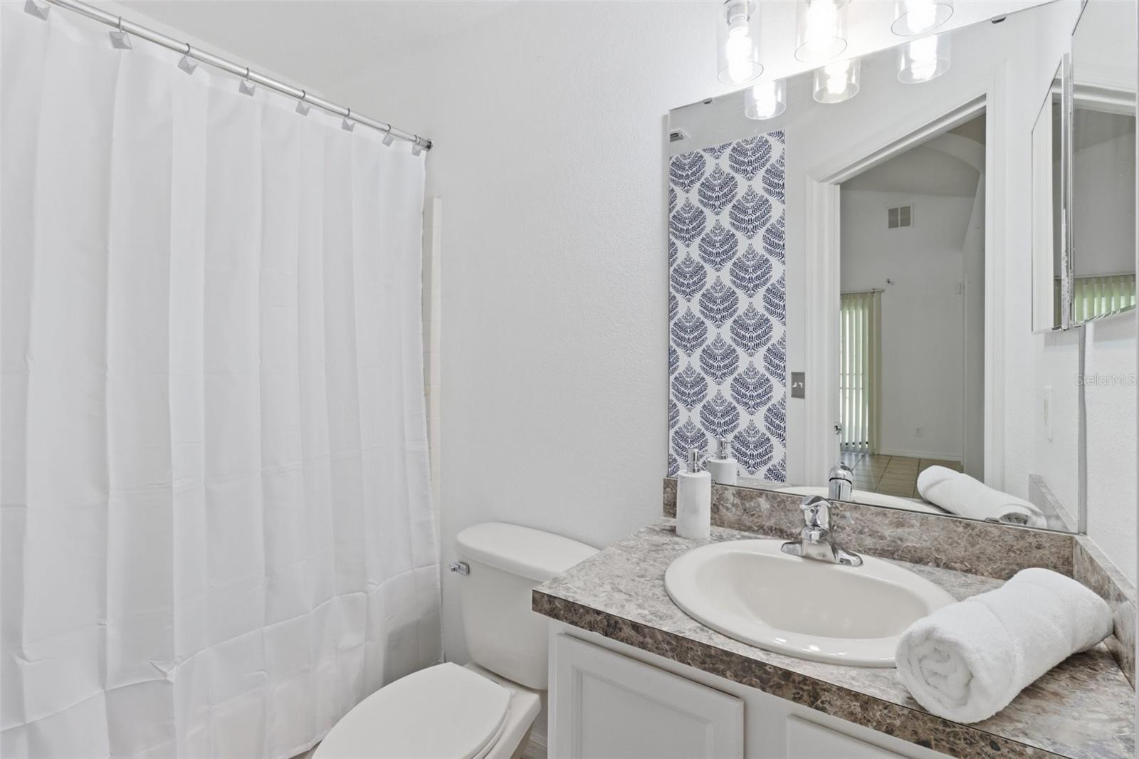 6100 Lee Lan Dr Property Photo 18