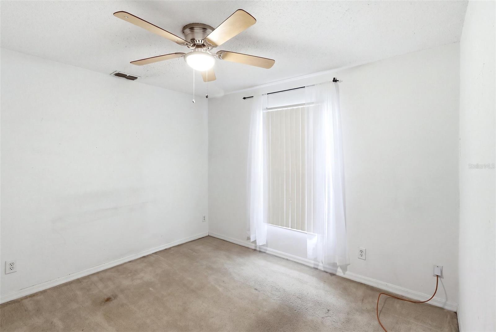 6100 Lee Lan Dr Property Photo 19