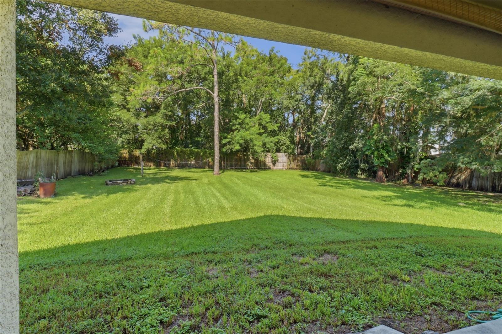 6100 Lee Lan Dr Property Photo 23