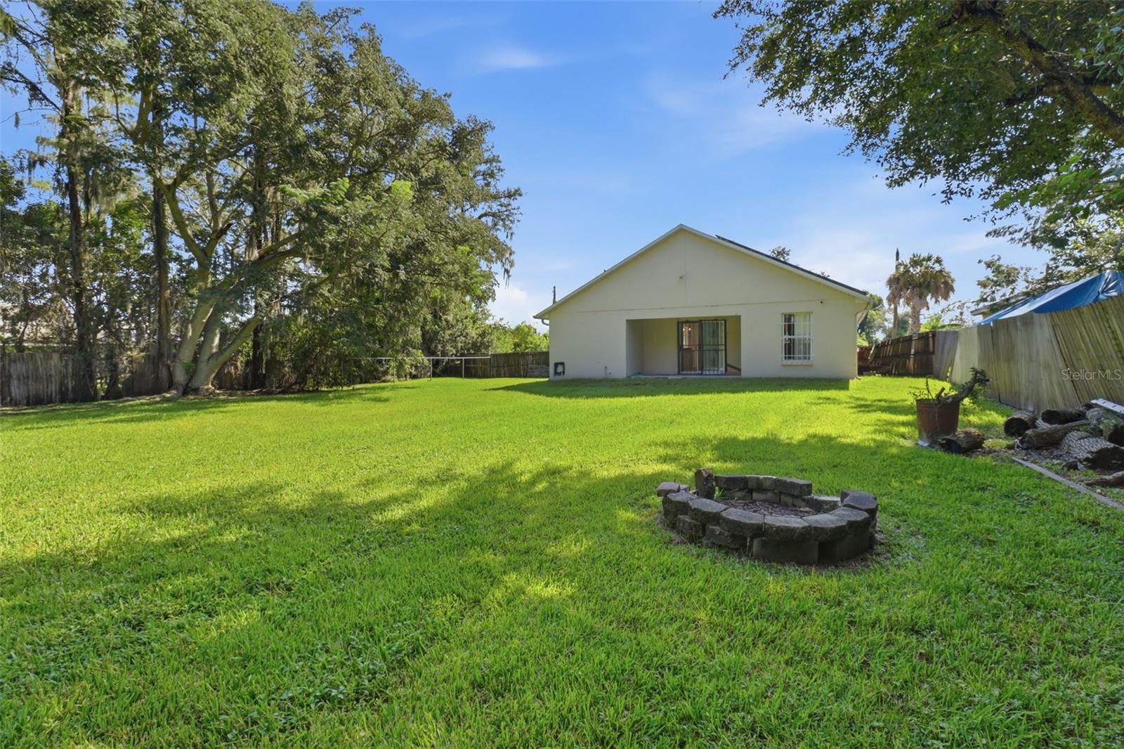 6100 Lee Lan Dr Property Photo 24