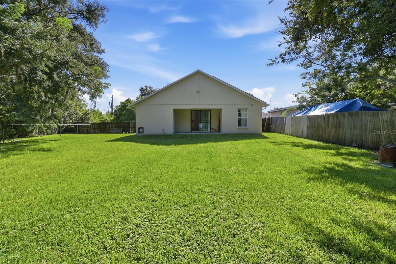 6100 Lee Lan Dr Property Photo 25