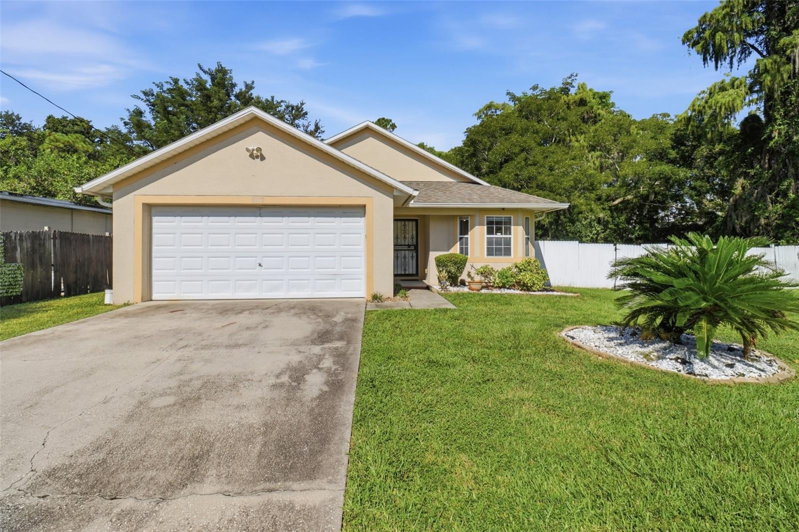6100 Lee Lan Dr Property Photo 28