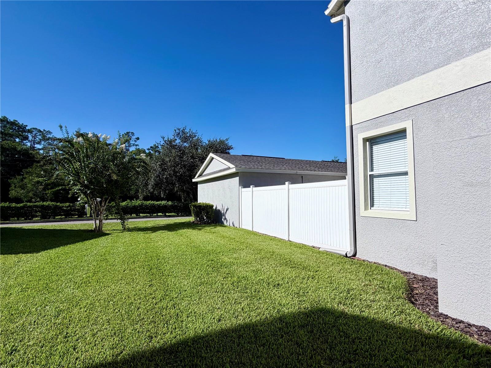 O6437707 Property Photo 31