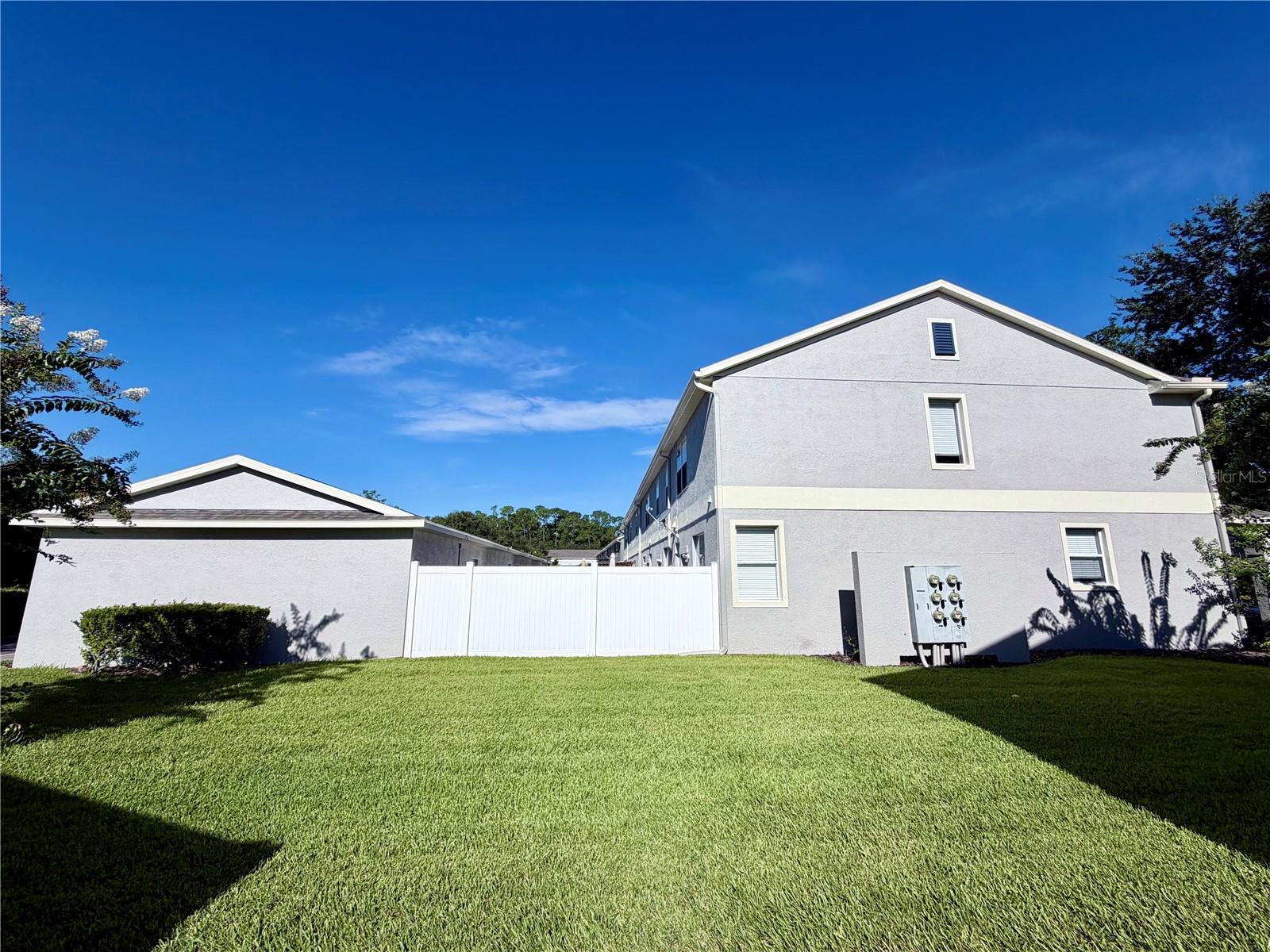 O6437707 Property Photo 32