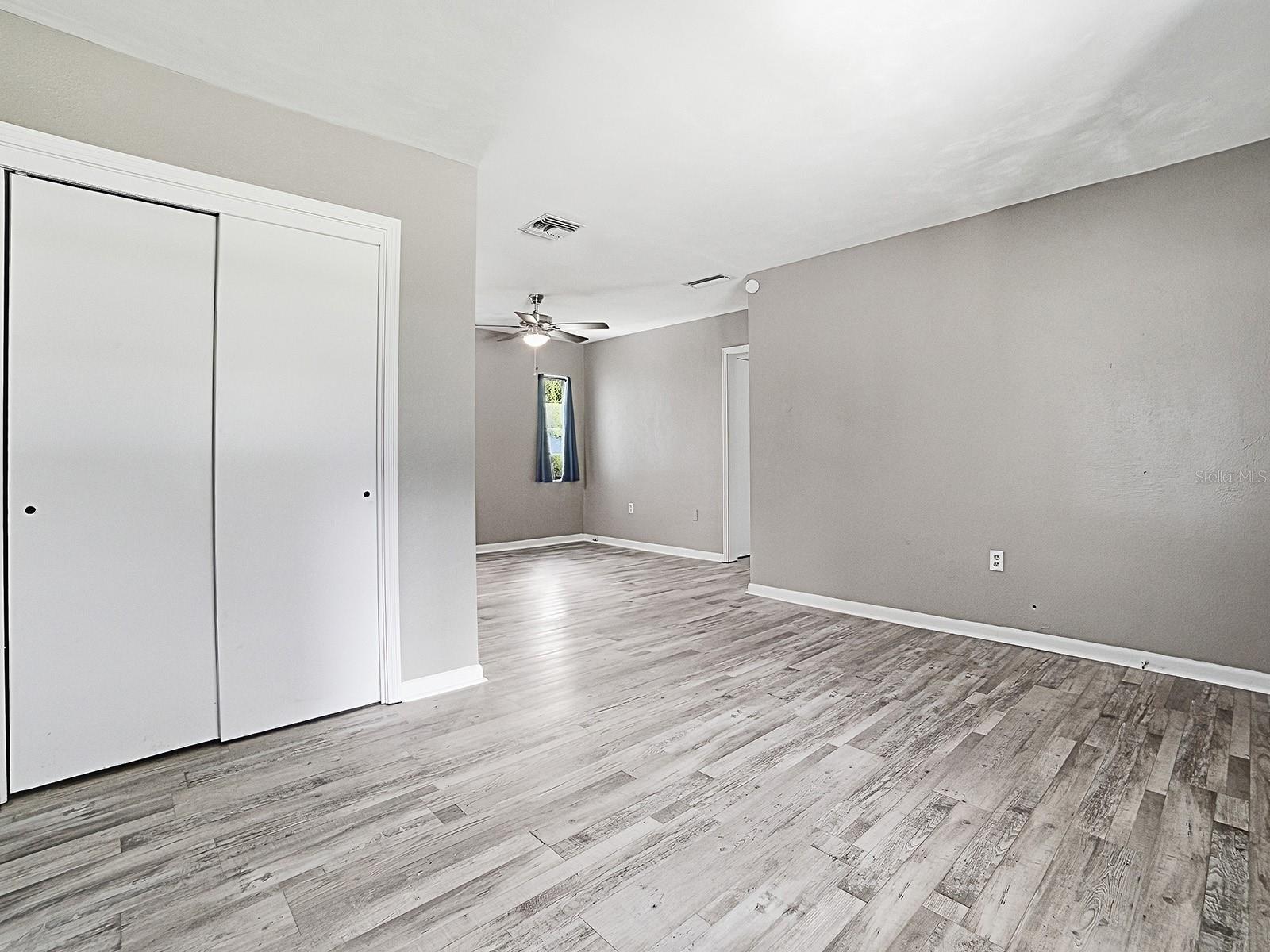 2014 Helms Ave Property Photo 5