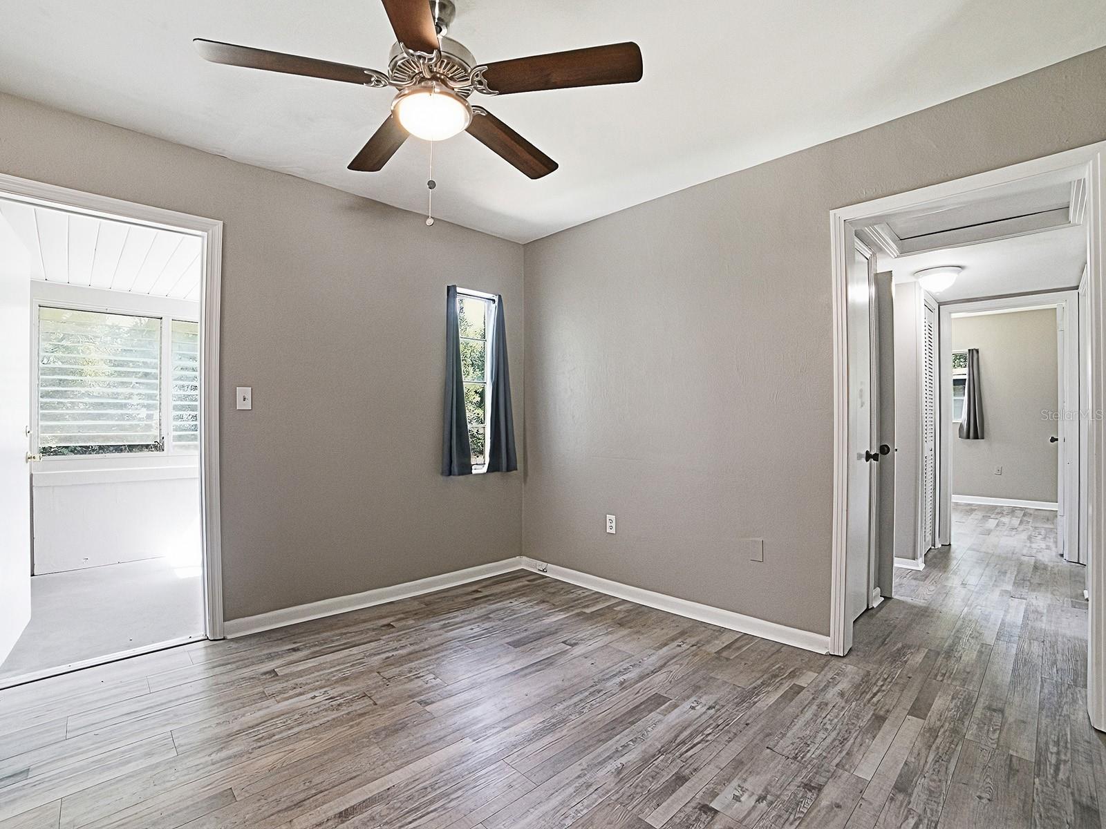 2014 Helms Ave Property Photo 6