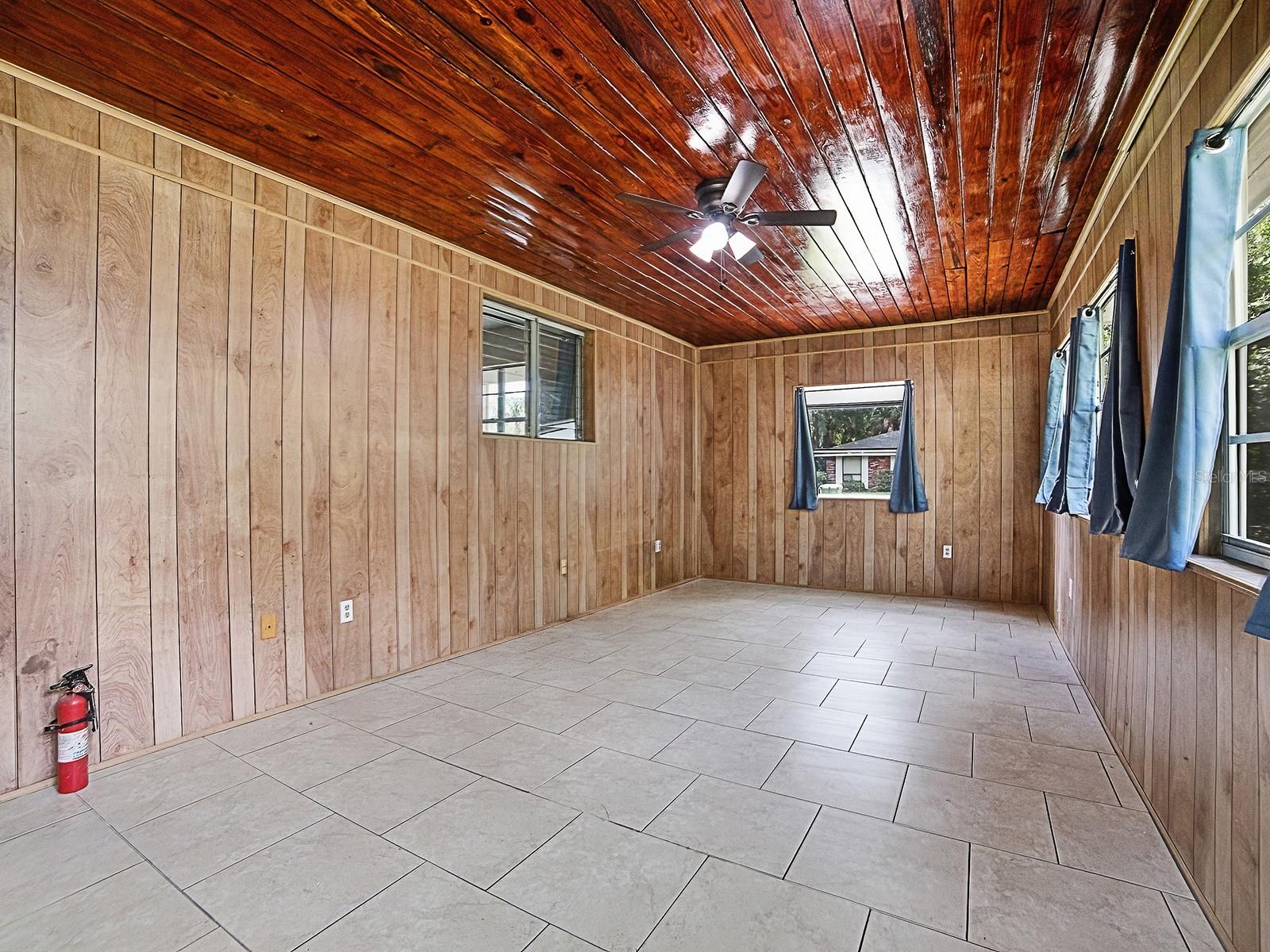 2014 Helms Ave Property Photo 24