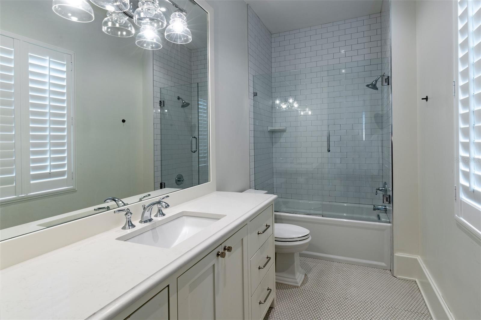 160 W Rockwood Way Property Photo 45