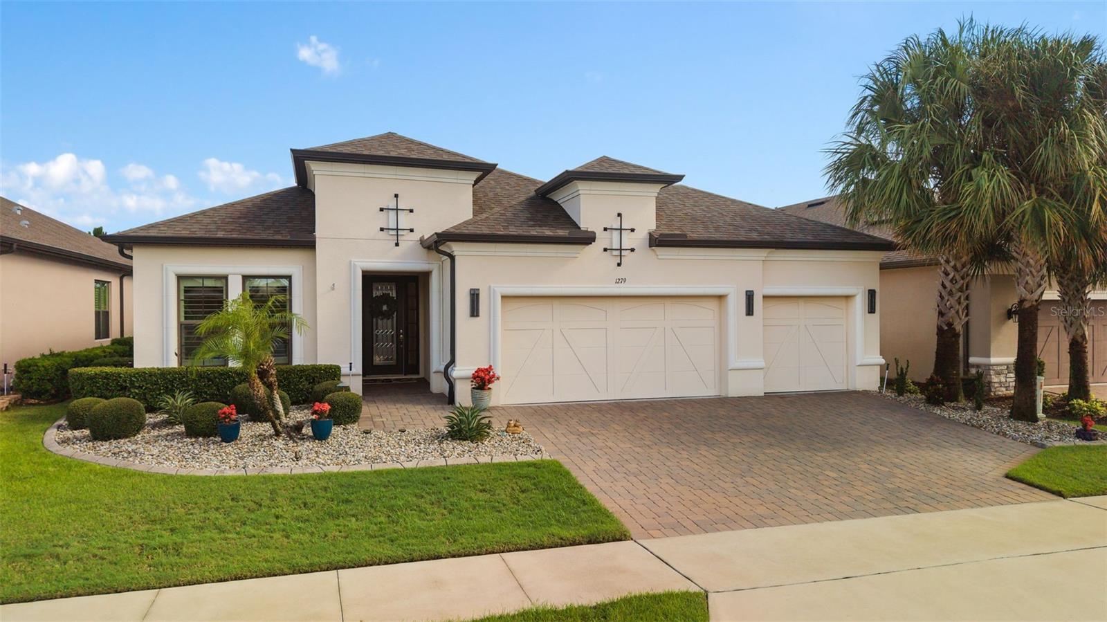 1279 Zeek Ridge St Property Photo 3
