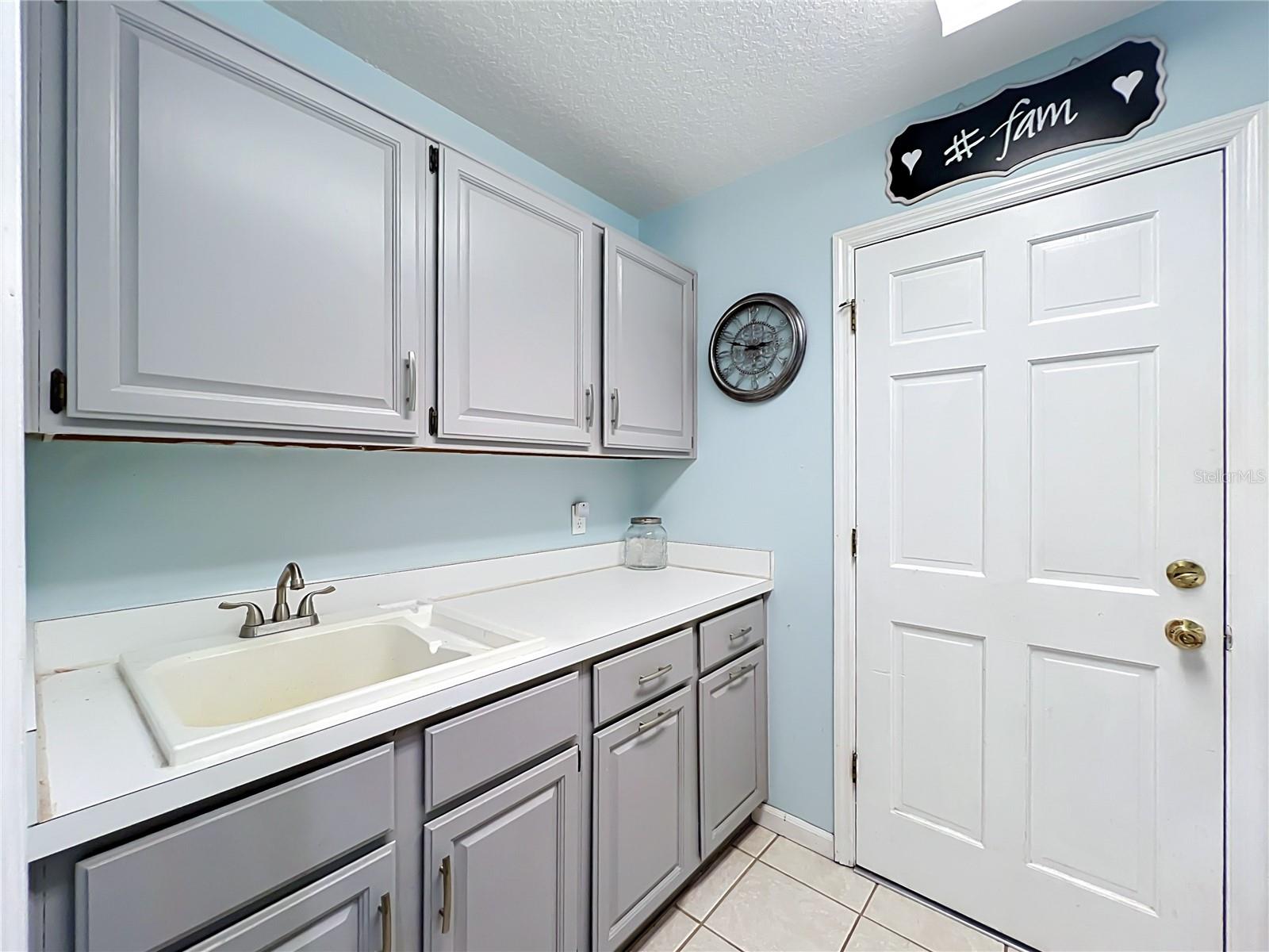 324 Remington Dr Property Photo 51
