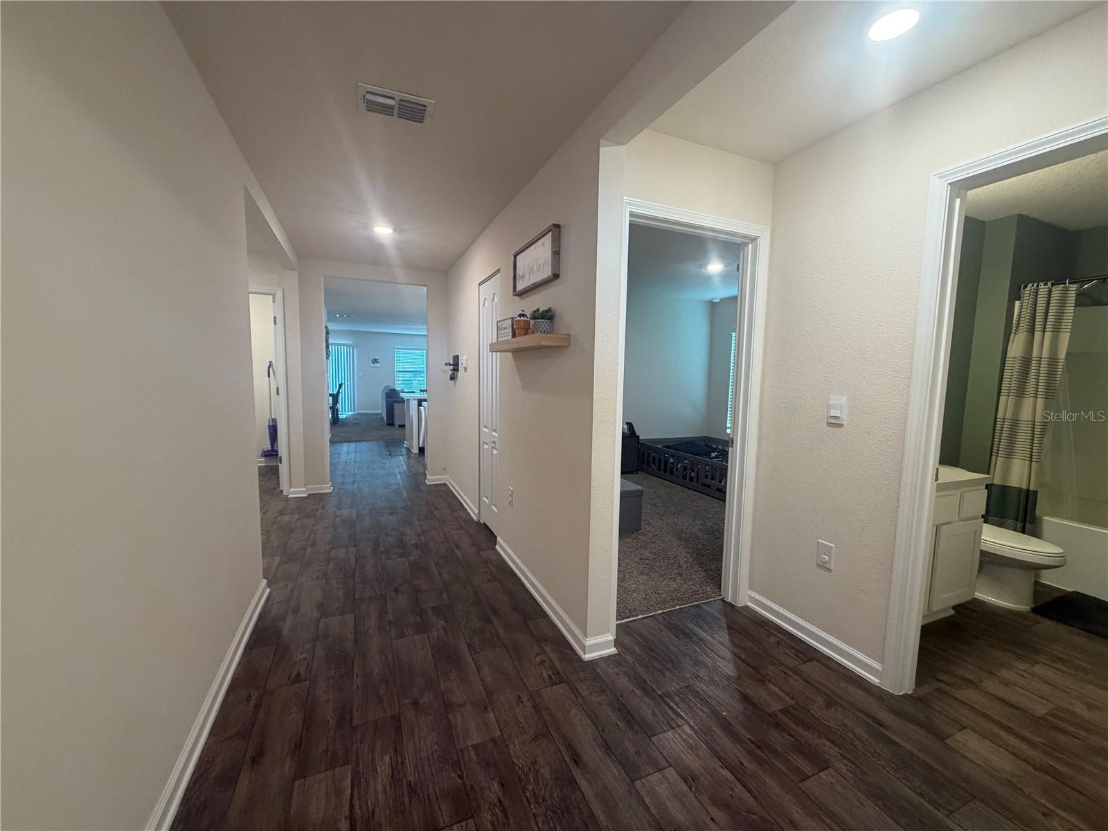 703 Grand Reserve Dr Property Photo 5