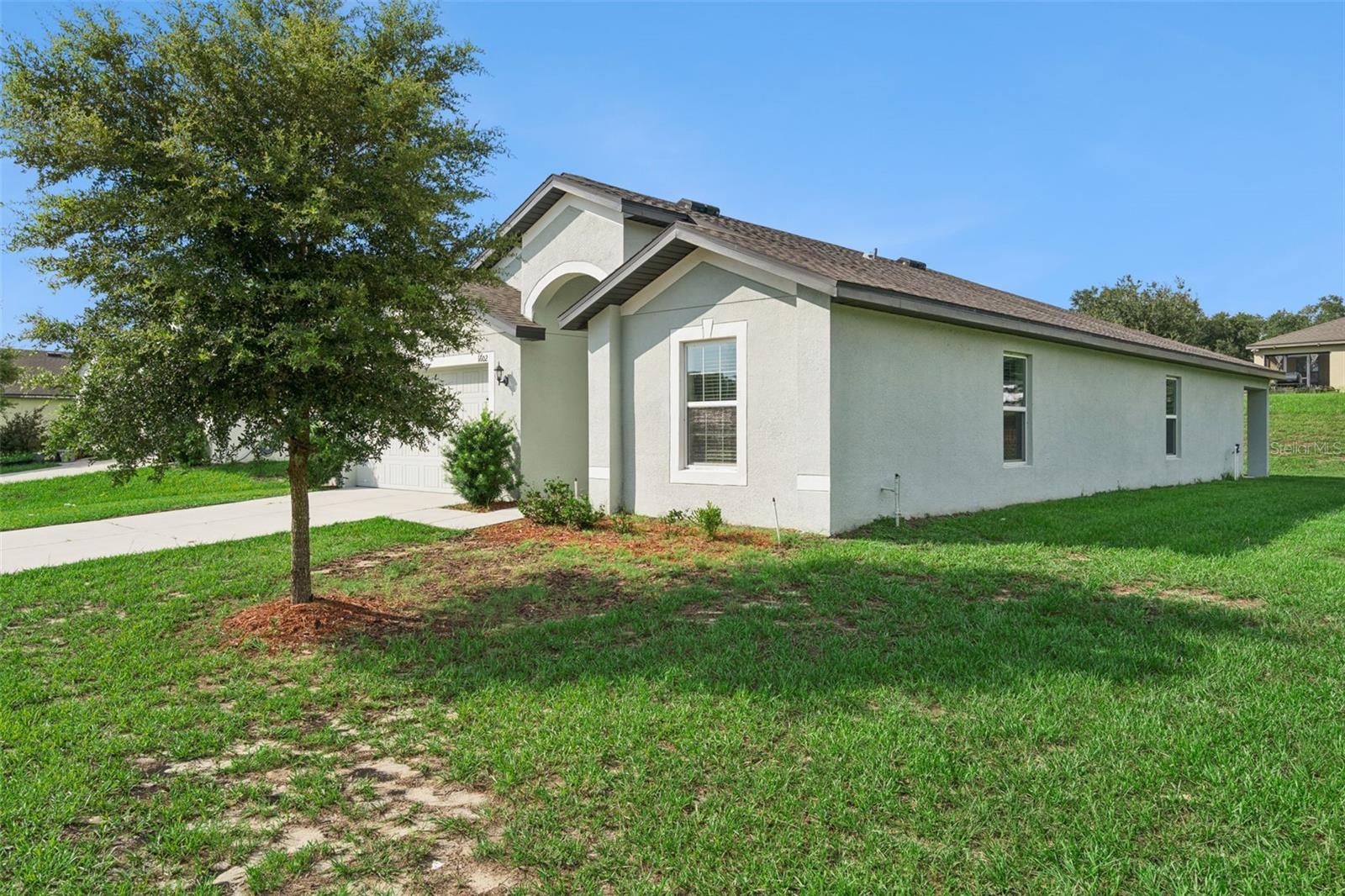 1602 Orne St Property Photo 4
