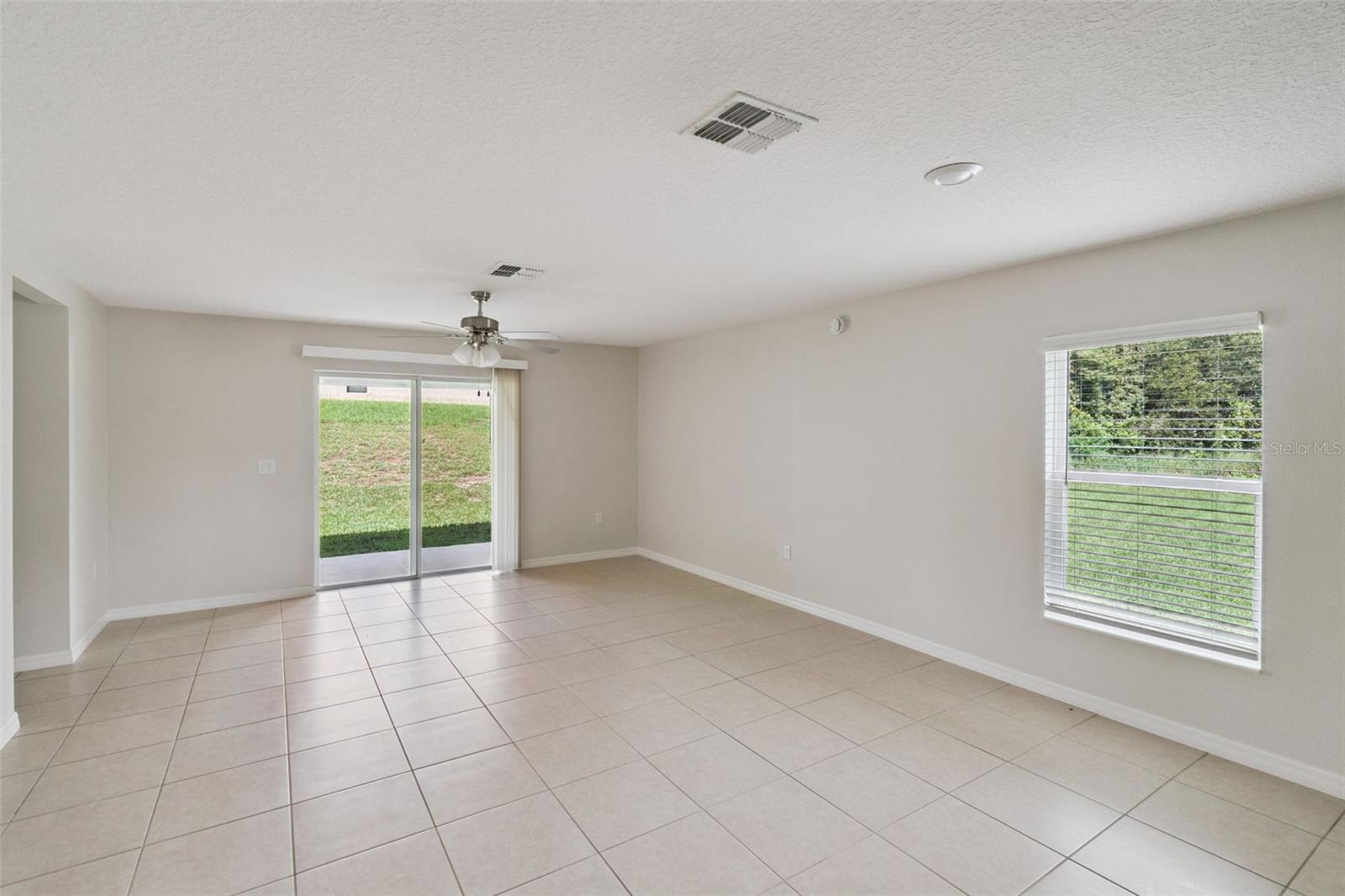1602 Orne St Property Photo 6
