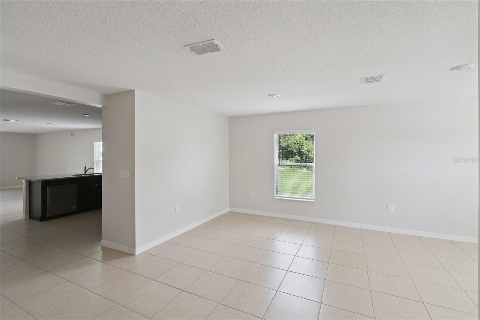 1602 Orne St Property Photo 8