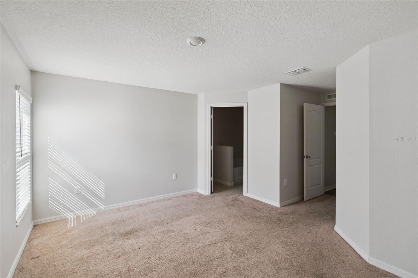 1602 Orne St Property Photo 12
