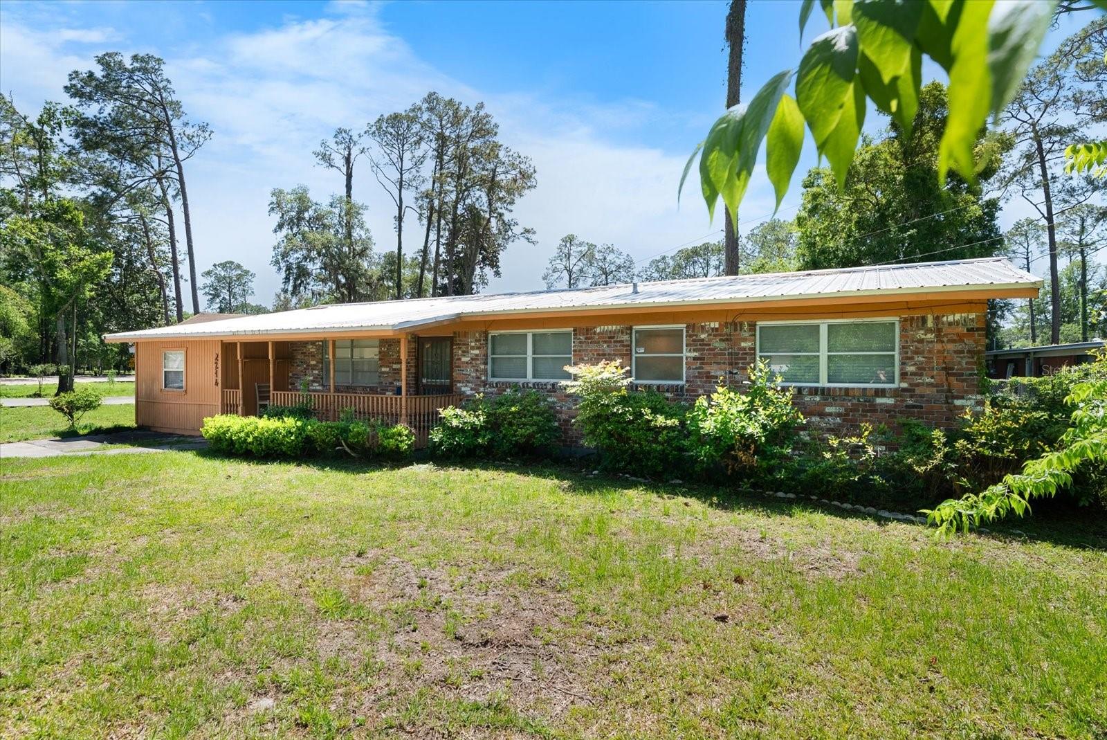 2214 NE 17TH TER