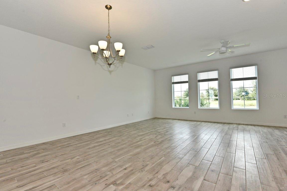 720 Benoi Dr Property Photo 6