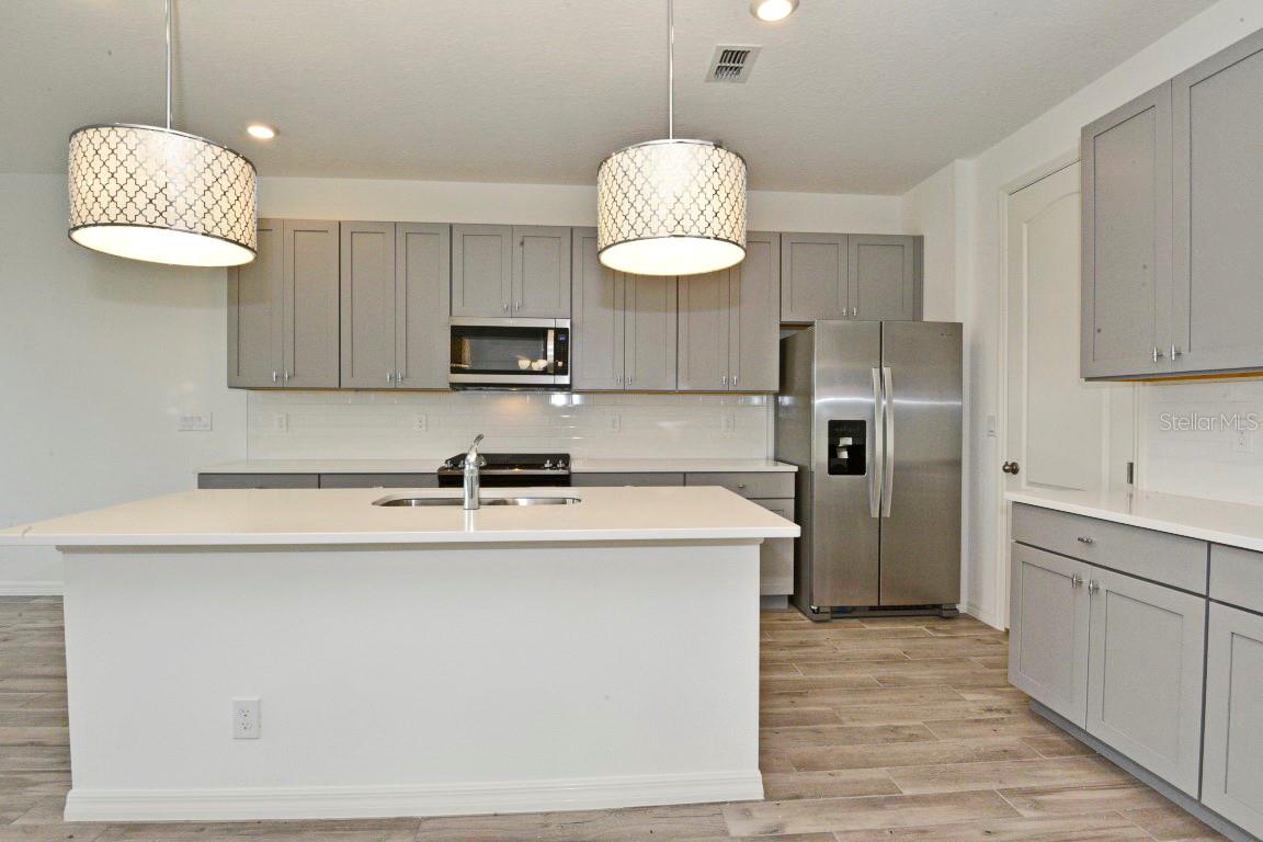 720 Benoi Dr Property Photo 8
