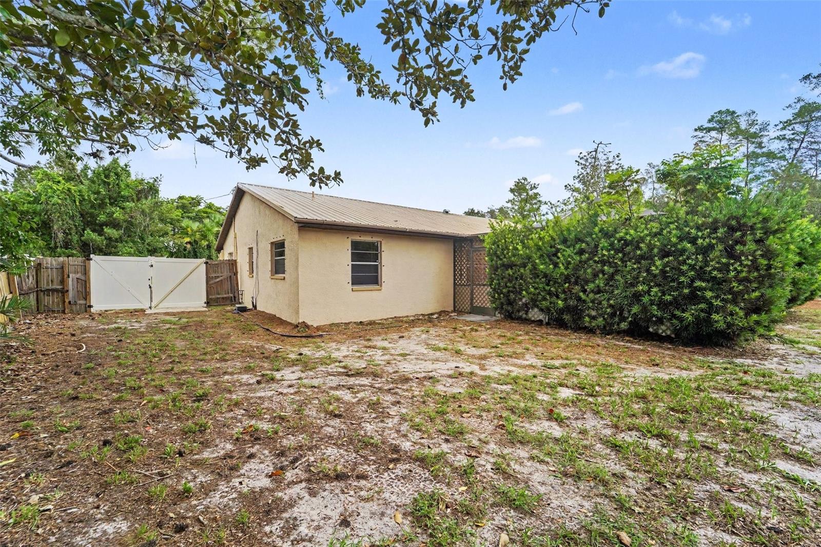 5296 Freeport Dr Property Photo 18