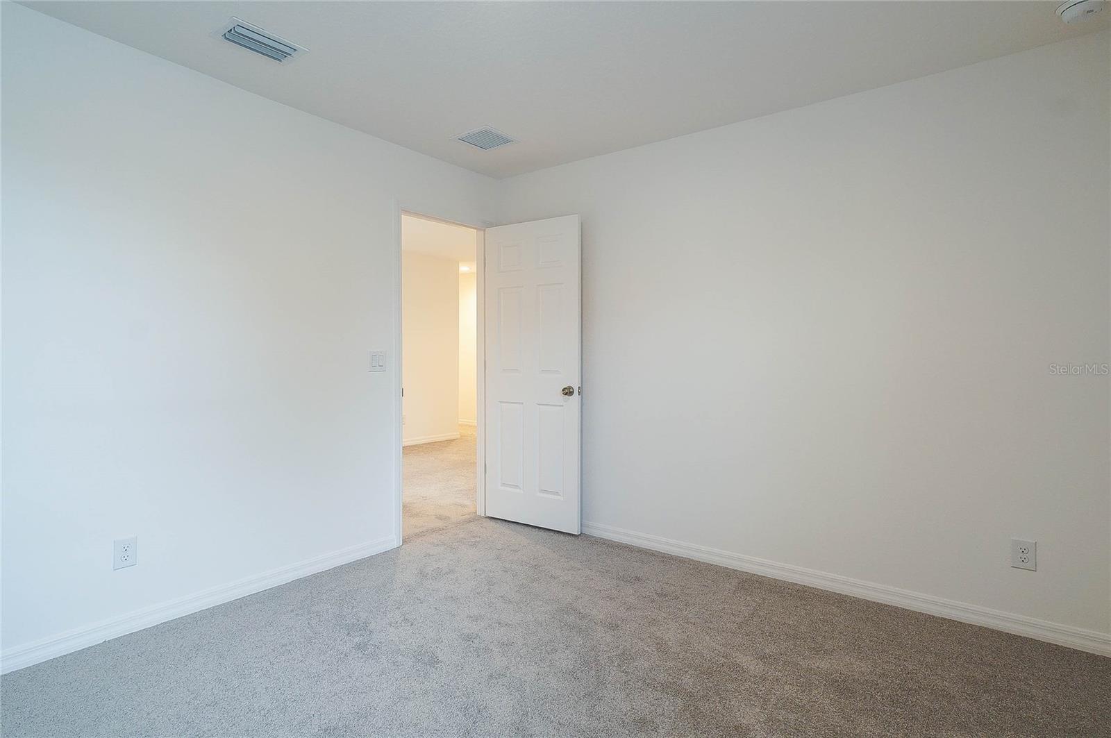 156 Glass Onion Dr Property Photo 14