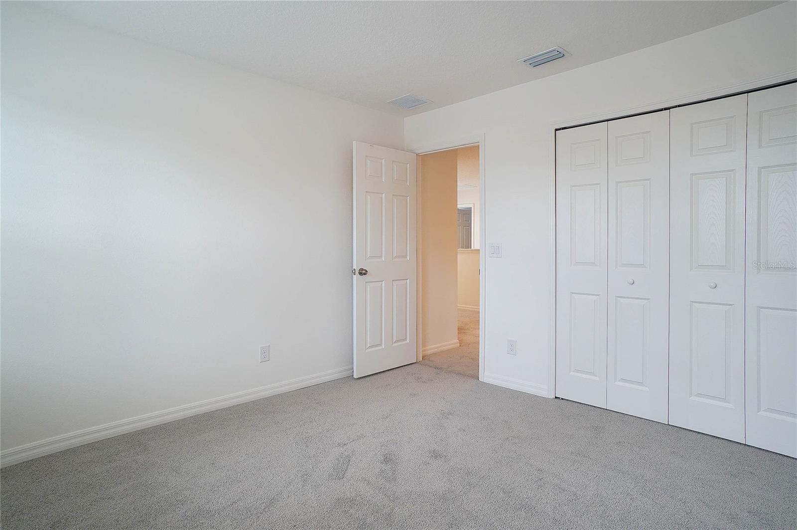 156 Glass Onion Dr Property Photo 16