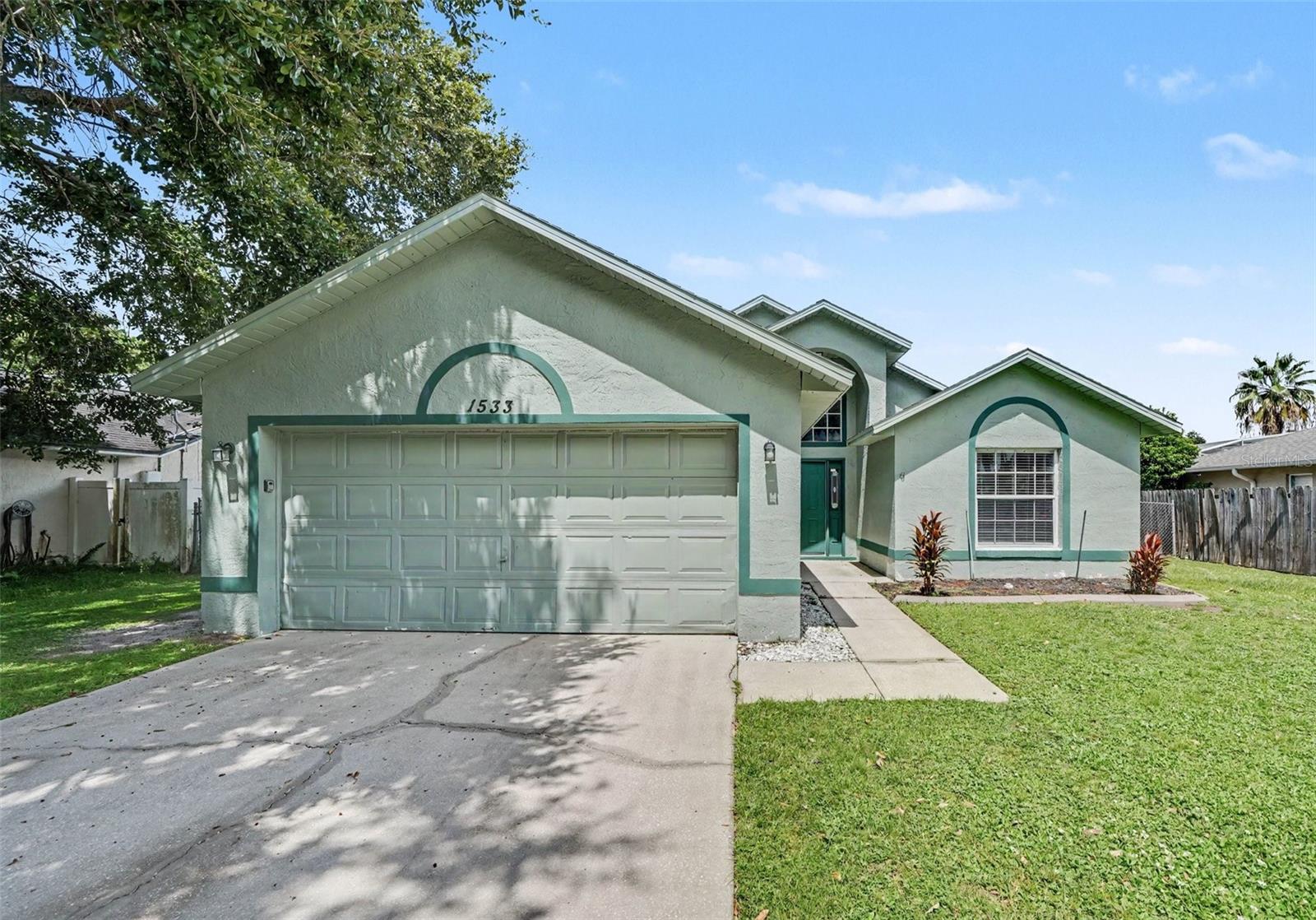 1533 Cypress Woods Cir Property Photo 1