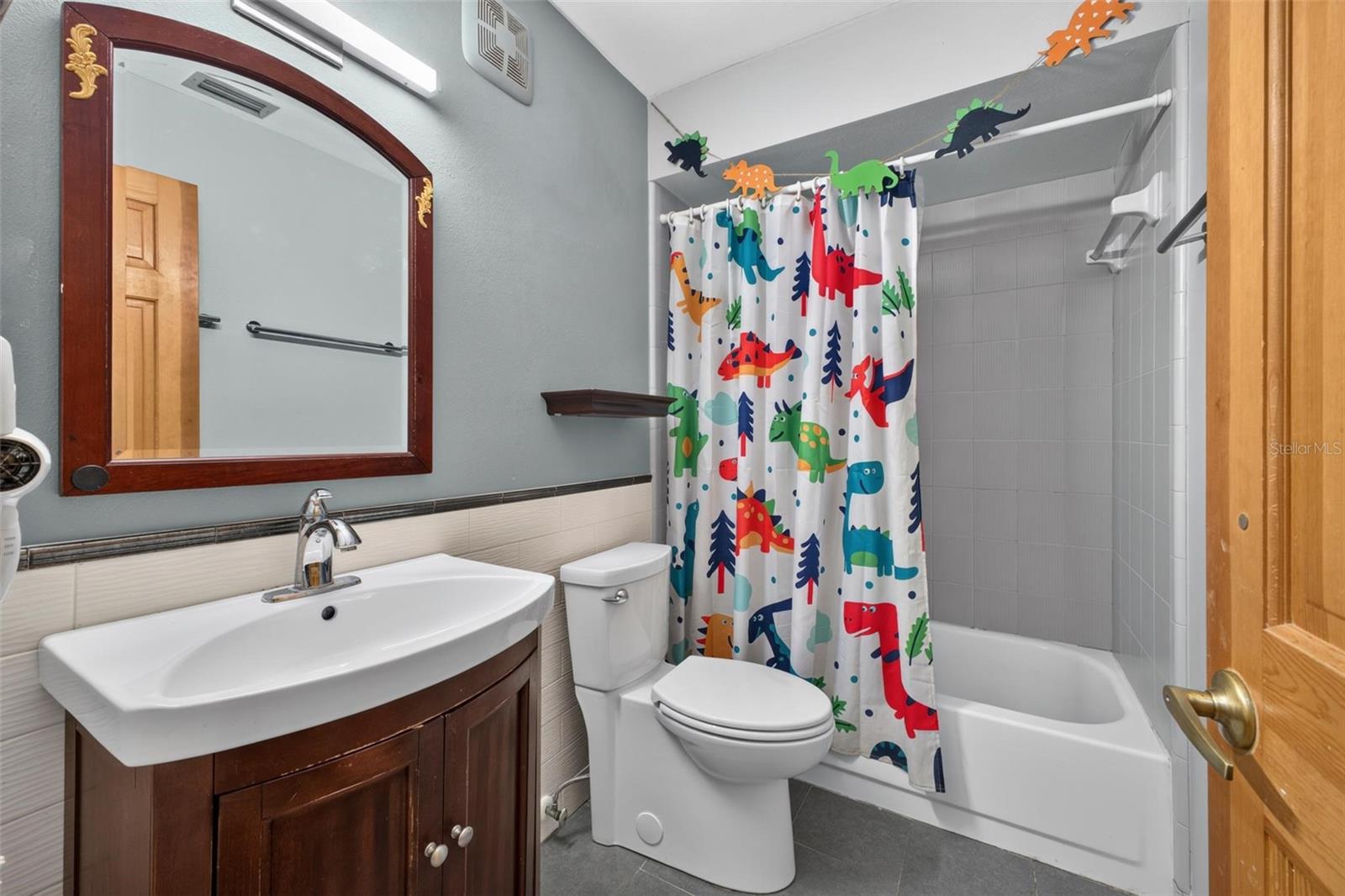 25717 Troon Ave Property Photo 24